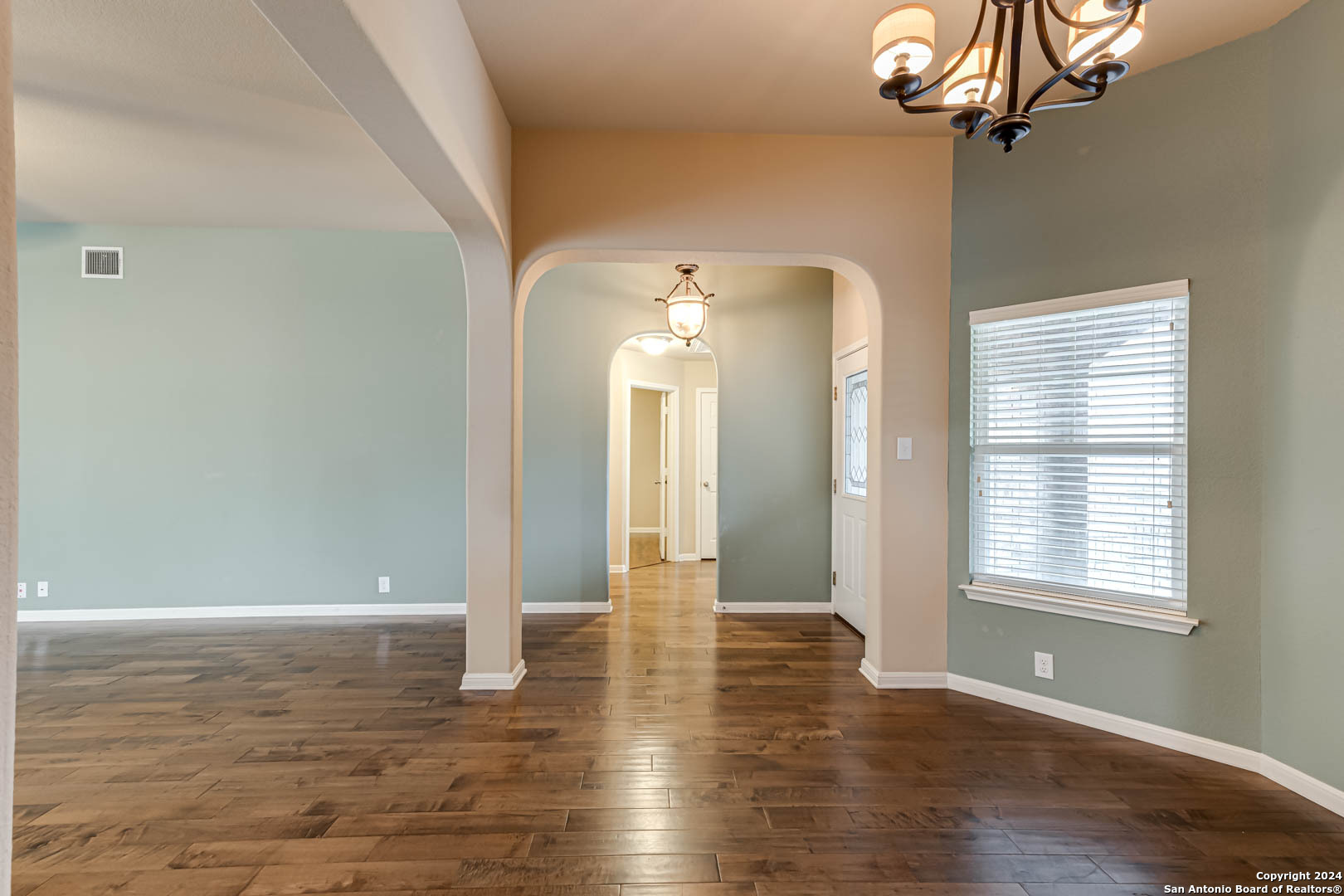 1014 Lariat Cove