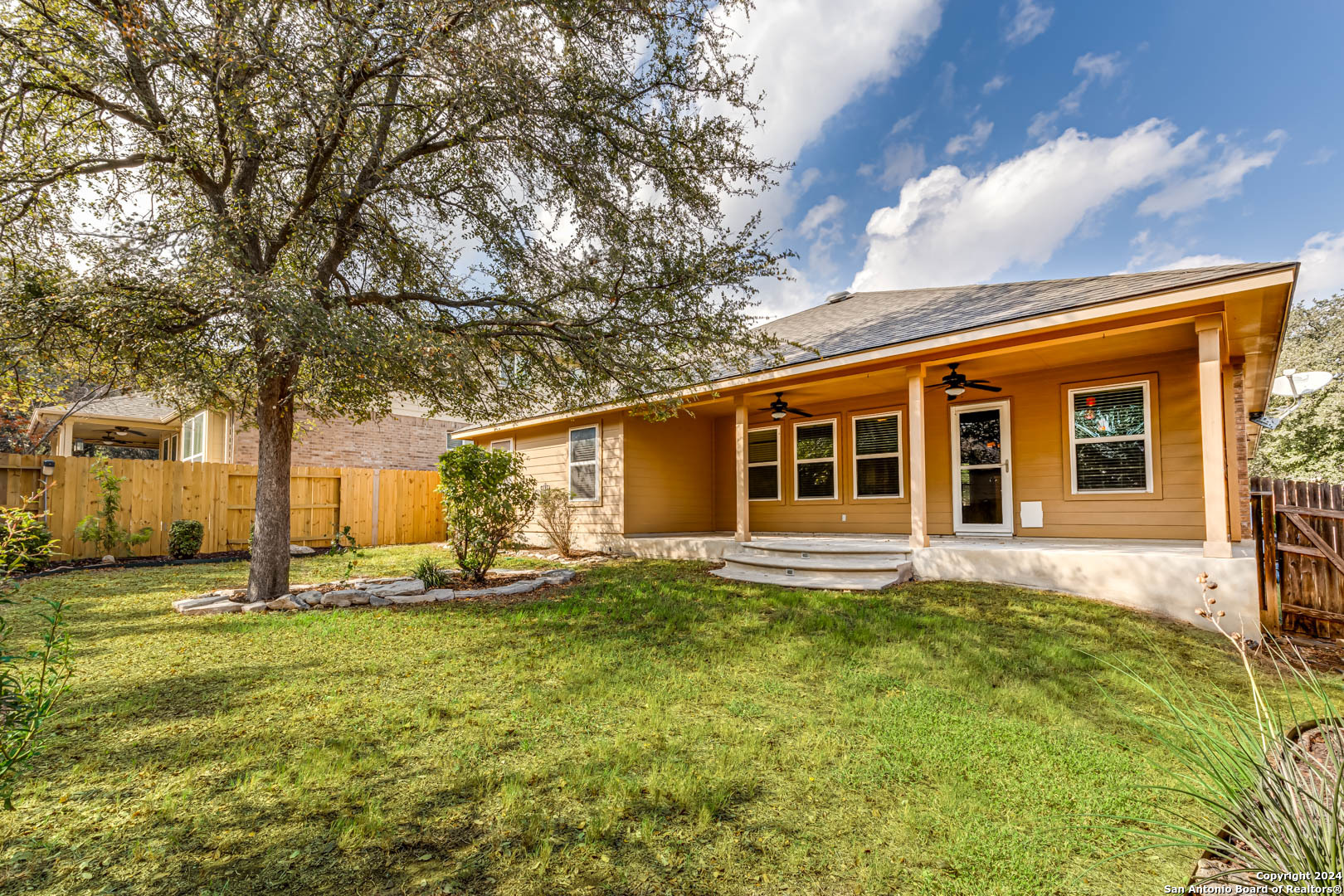 1014 Lariat Cove
