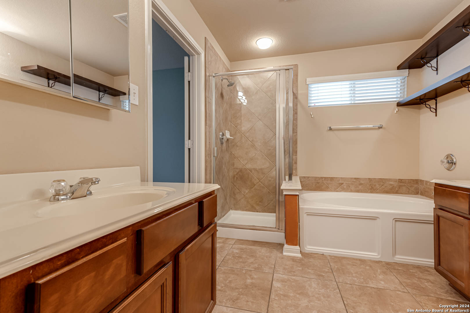 1014 Lariat Cove