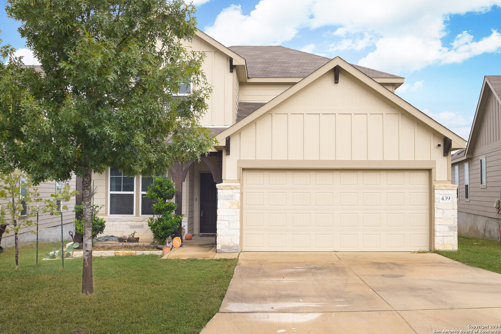 439 SALZ WAY