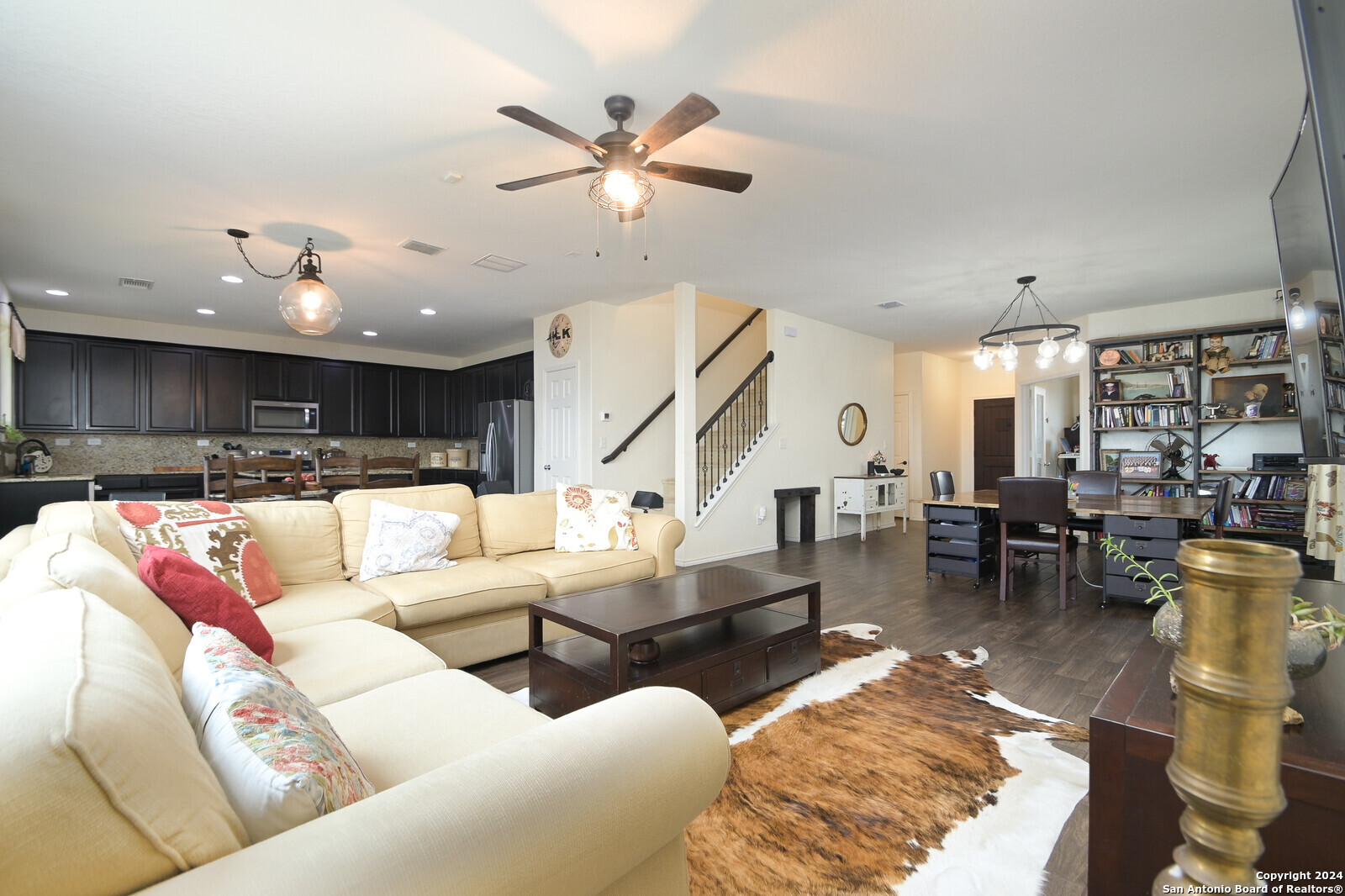439 SALZ WAY