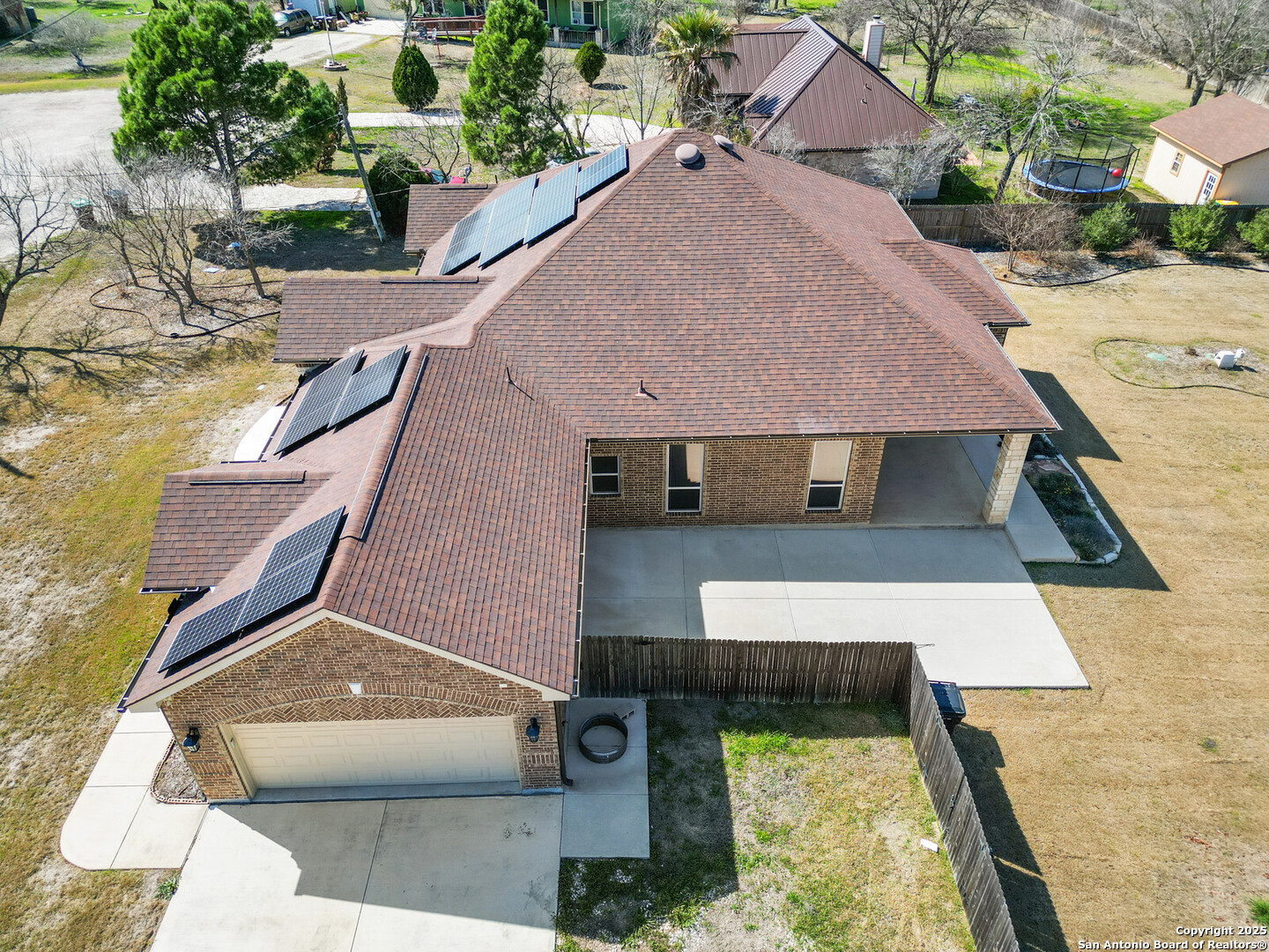 712 County Rd 3823