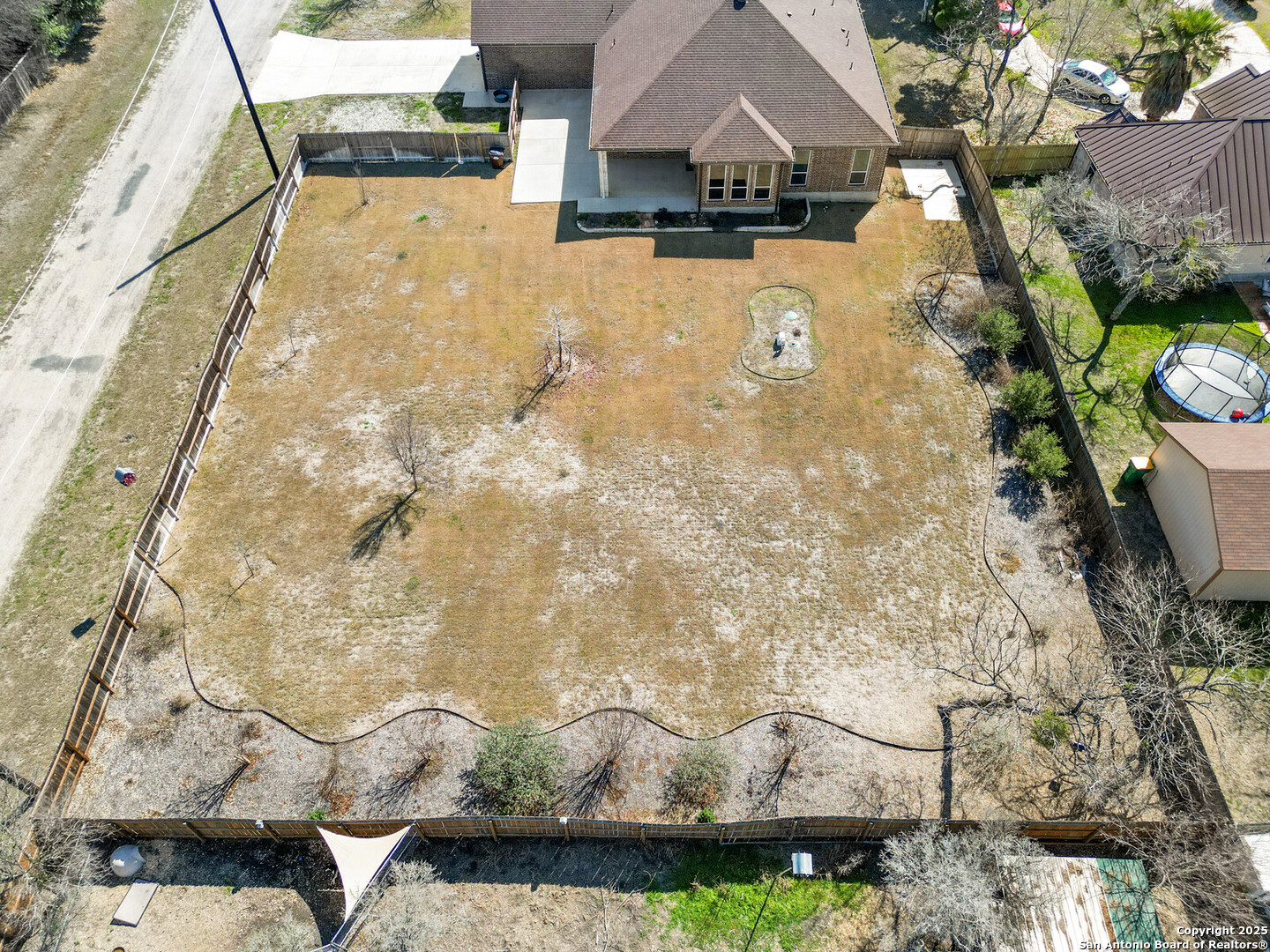 712 County Rd 3823