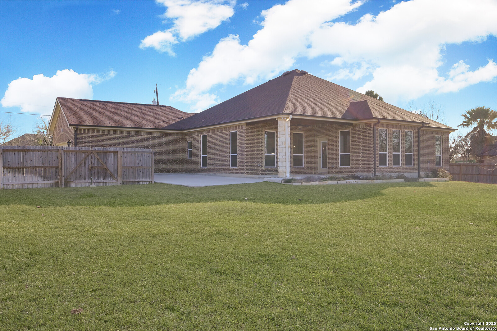712 County Rd 3823