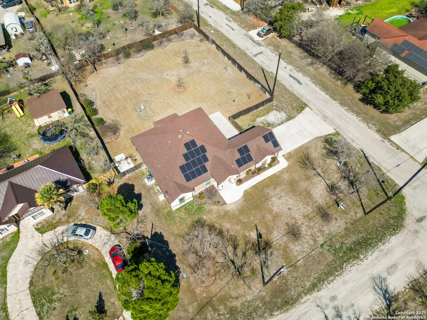 712 County Rd 3823
