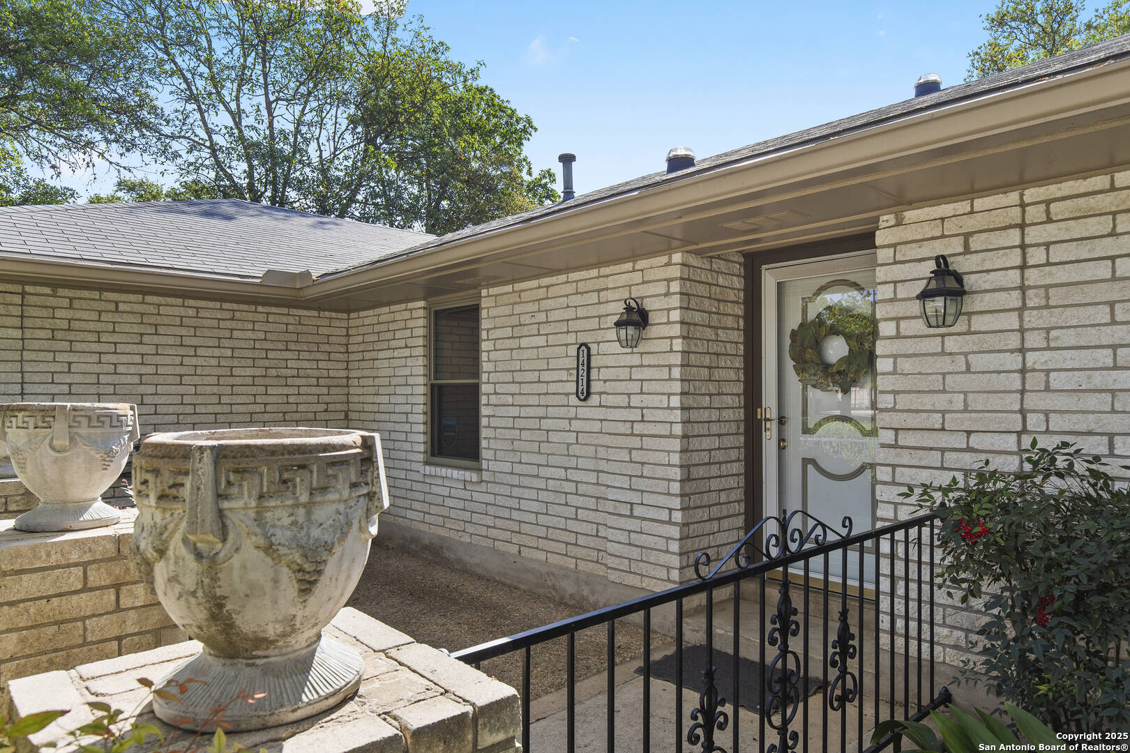 14214 Brenton Woods