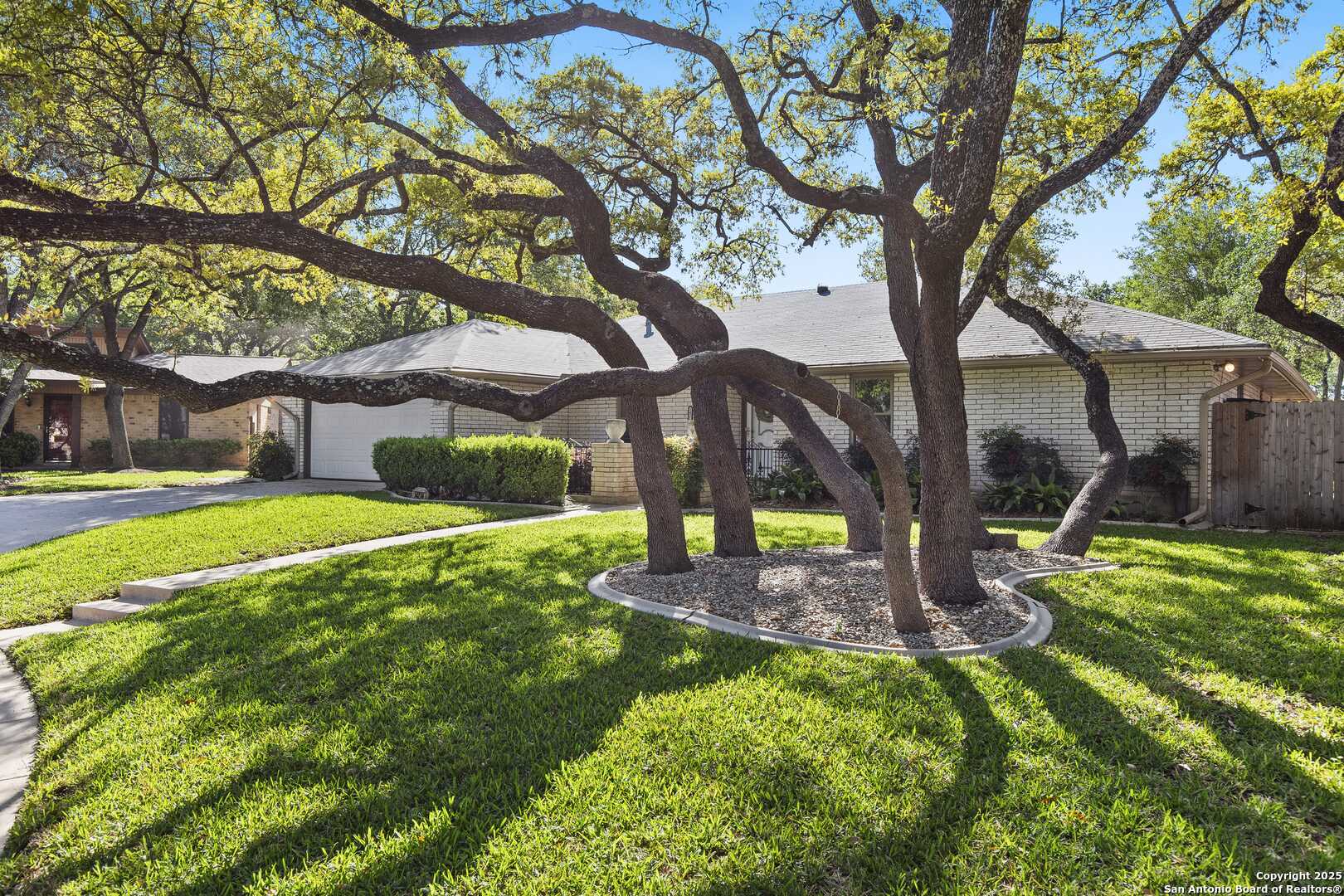 14214 Brenton Woods
