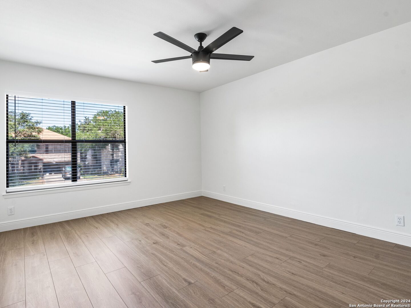 11126 Cedar Park