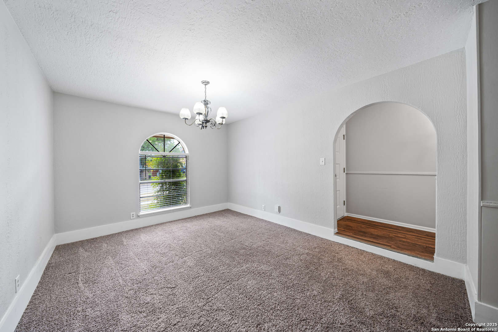 3627 mapleton