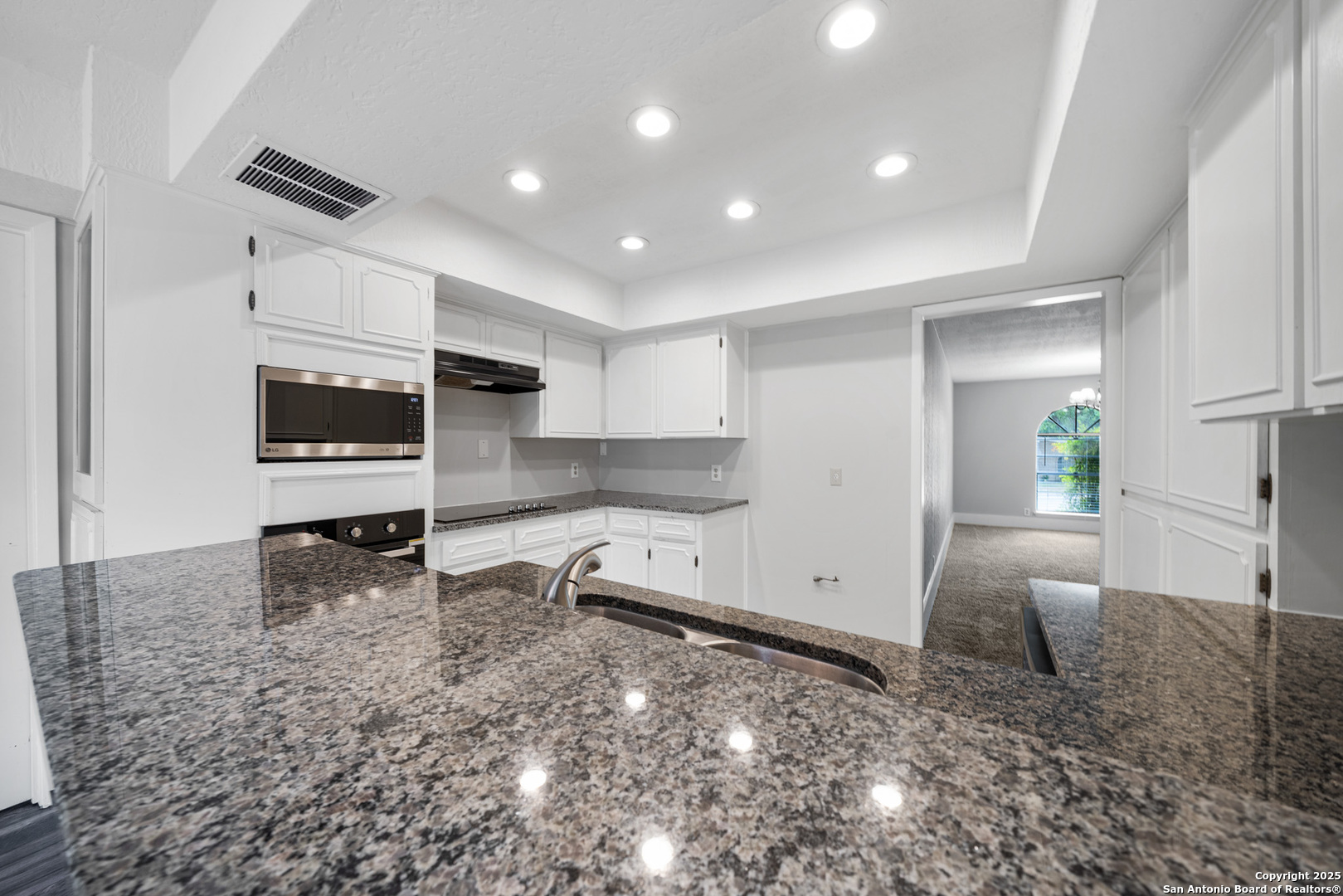 3627 mapleton