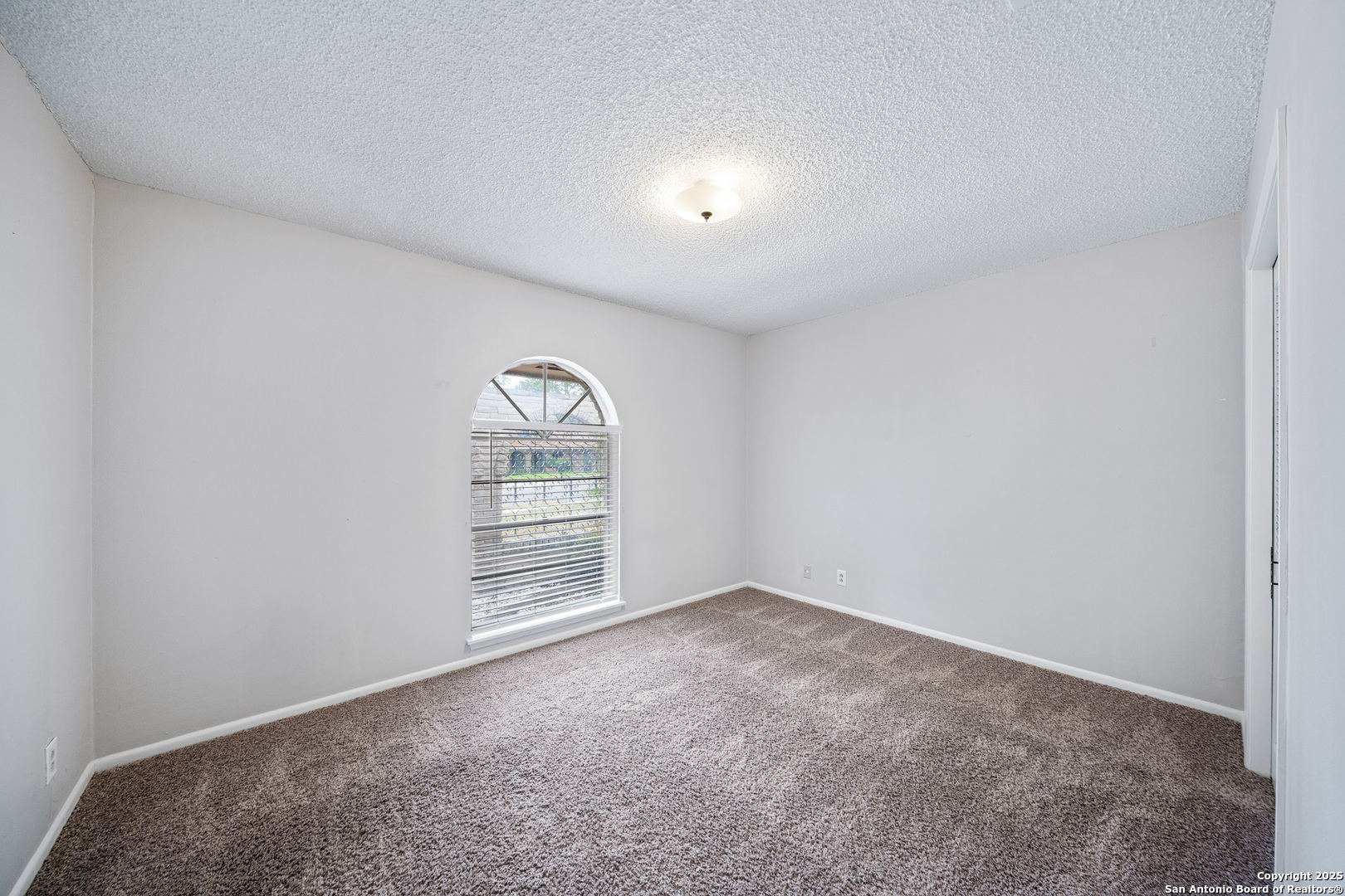 3627 mapleton