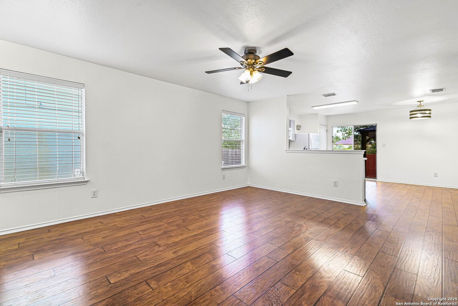10823 Gallop Falls