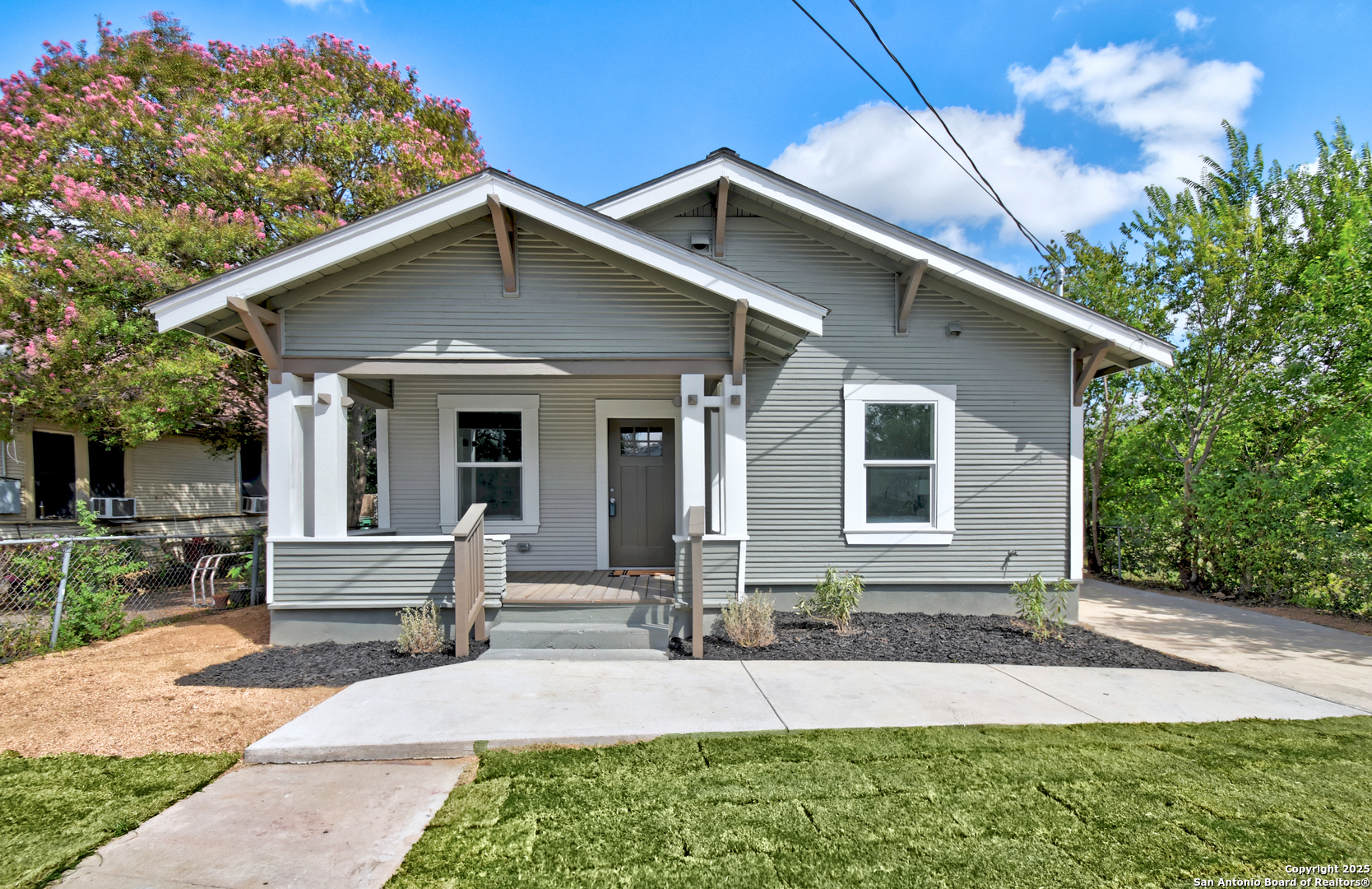 211 Porter