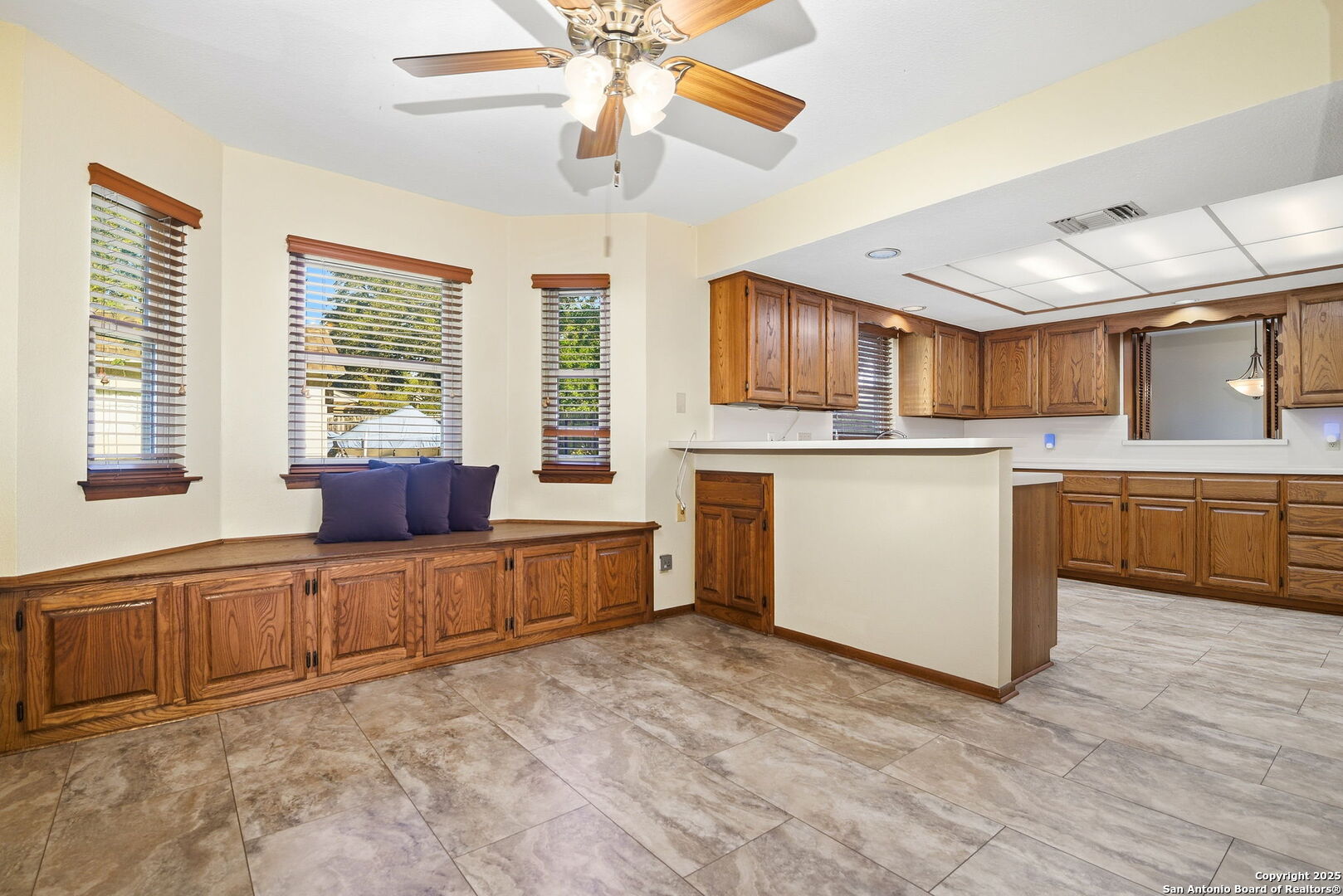 10602 Millspring