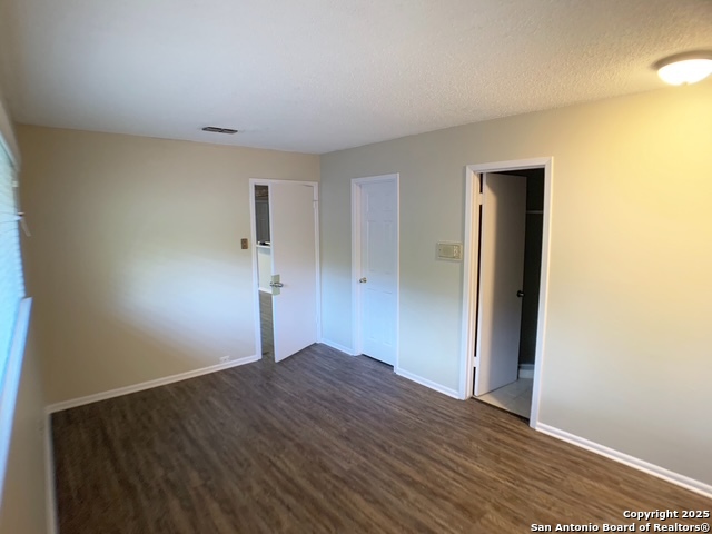 112 Travertine Ln
