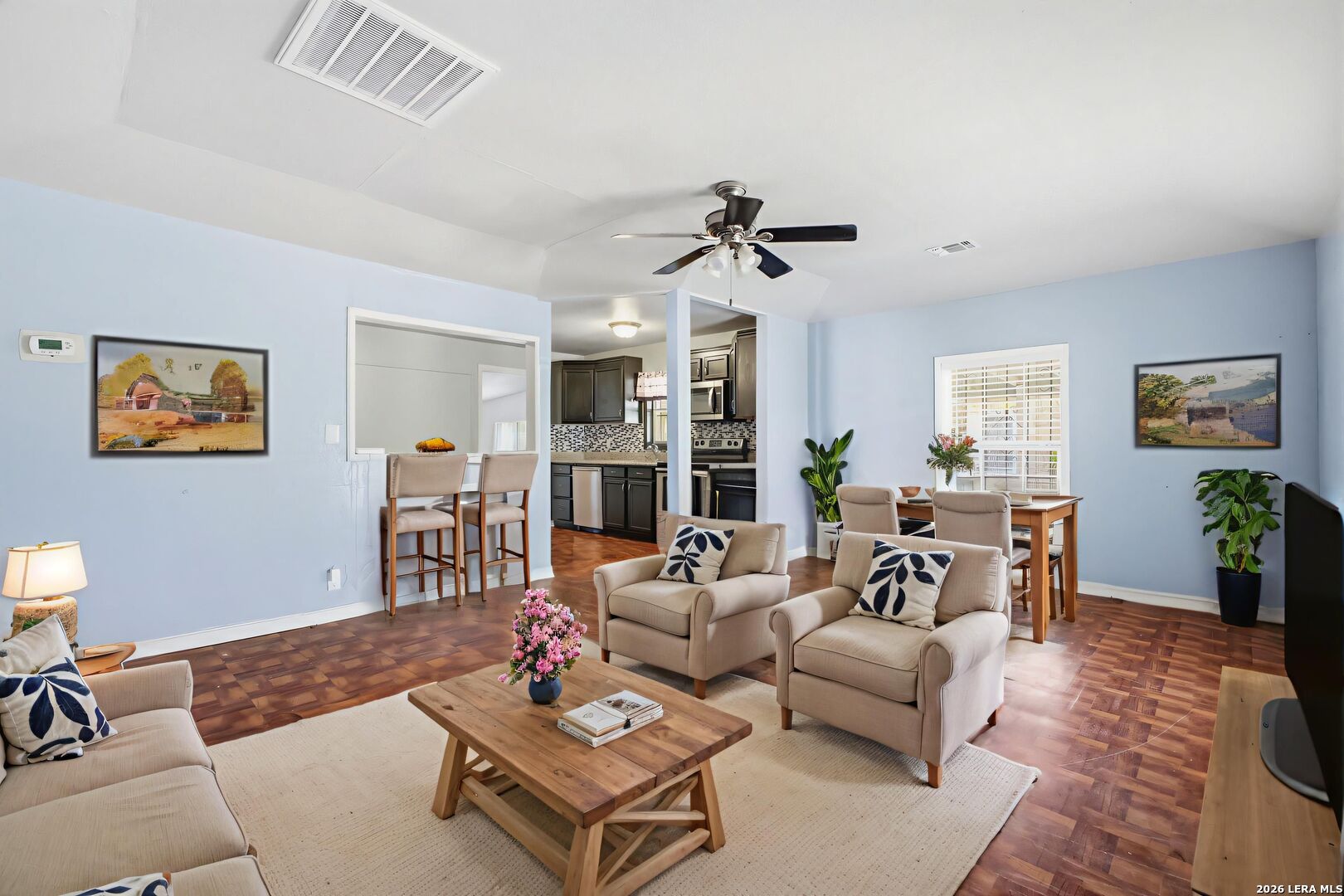 772 Cresthill