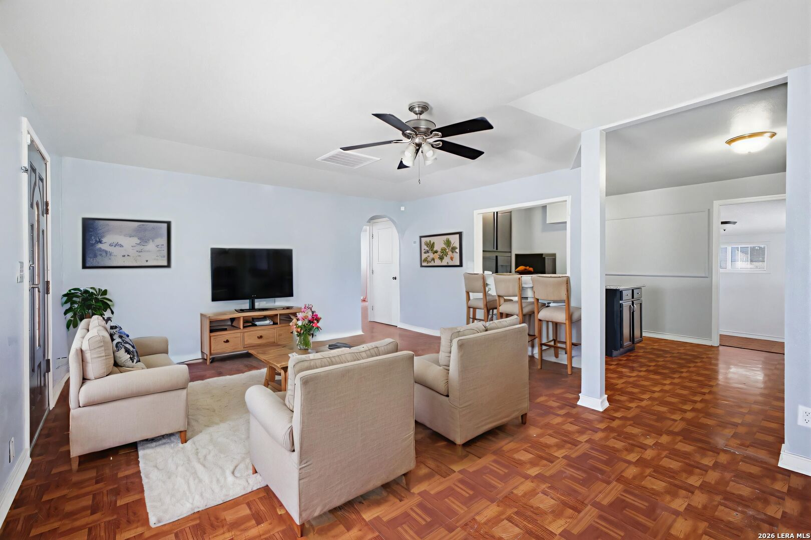 772 Cresthill