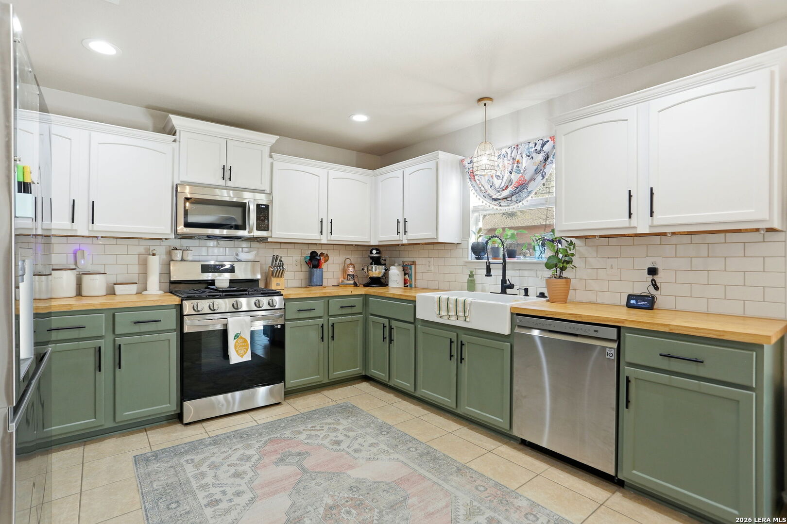 733 Clearbrook