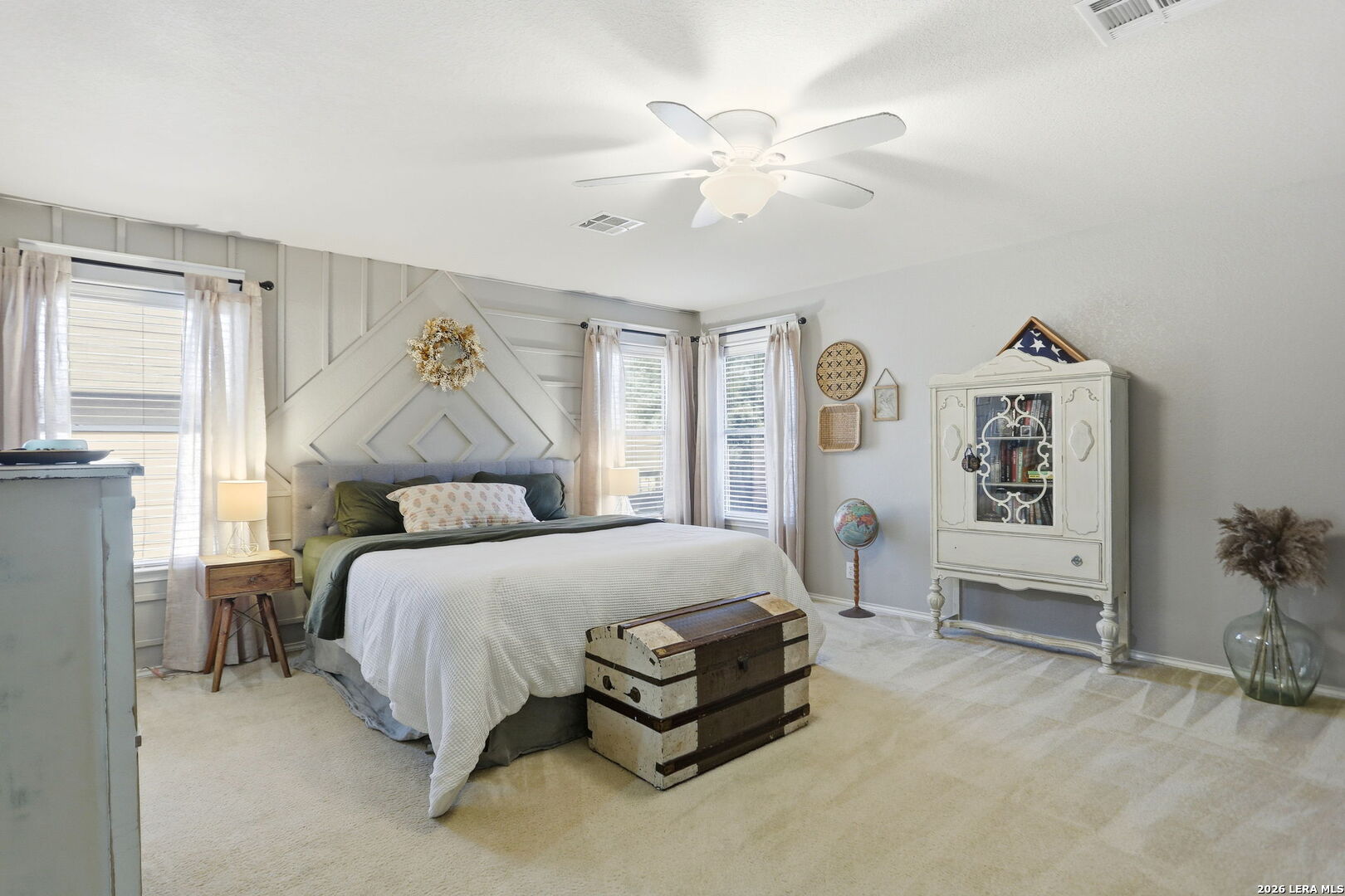 733 Clearbrook