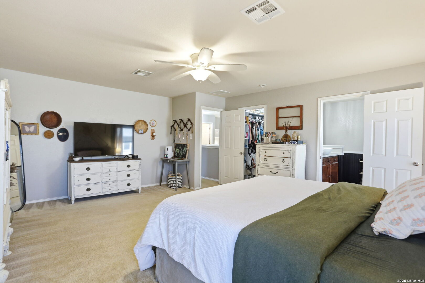 733 Clearbrook