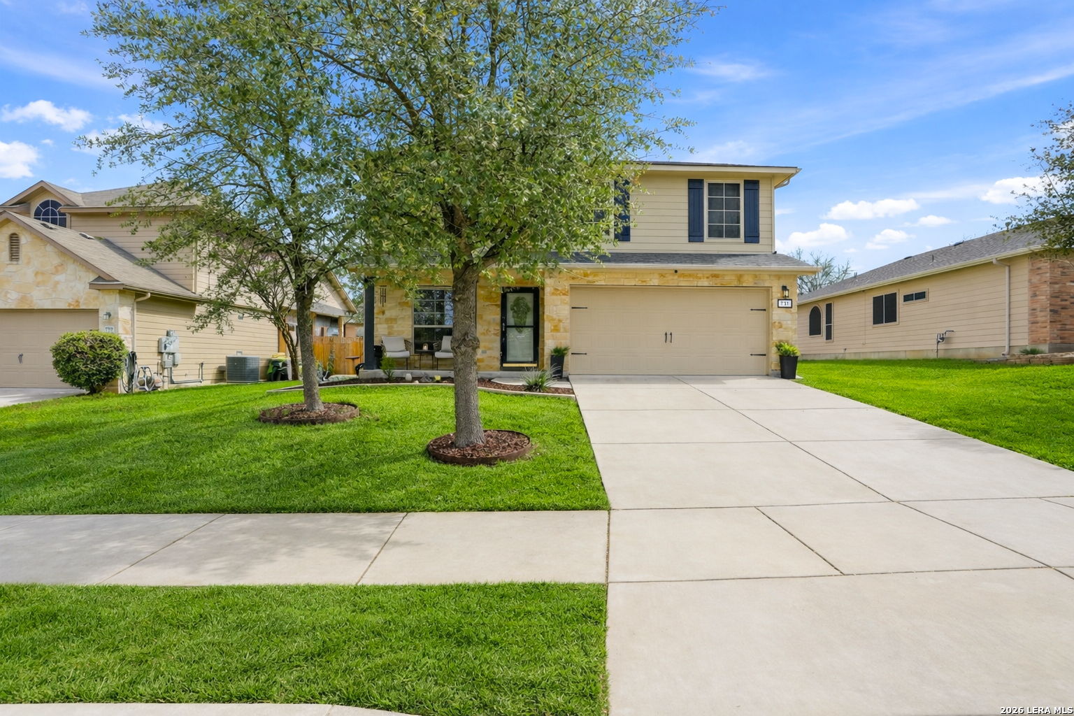 733 Clearbrook