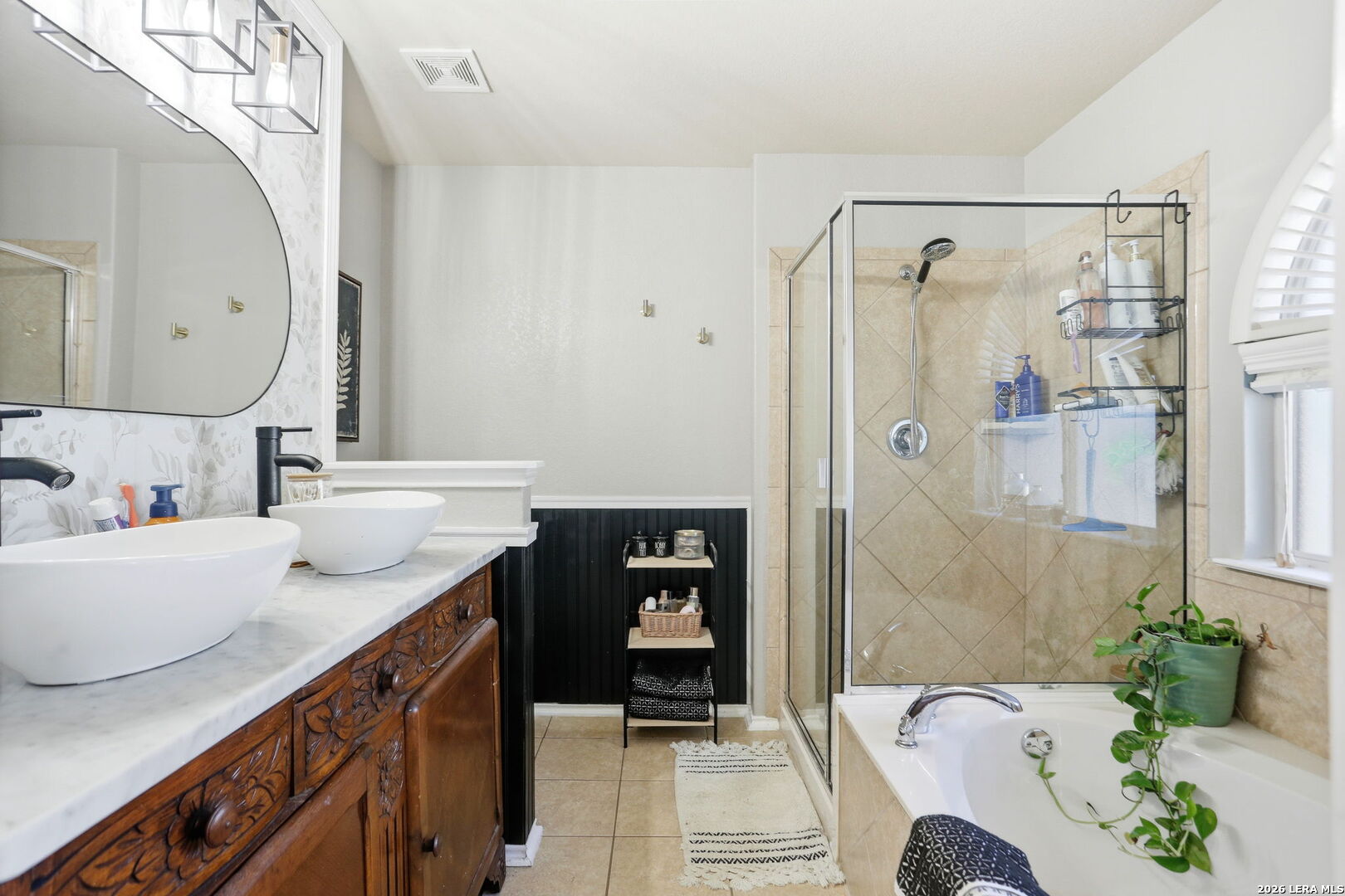 733 Clearbrook