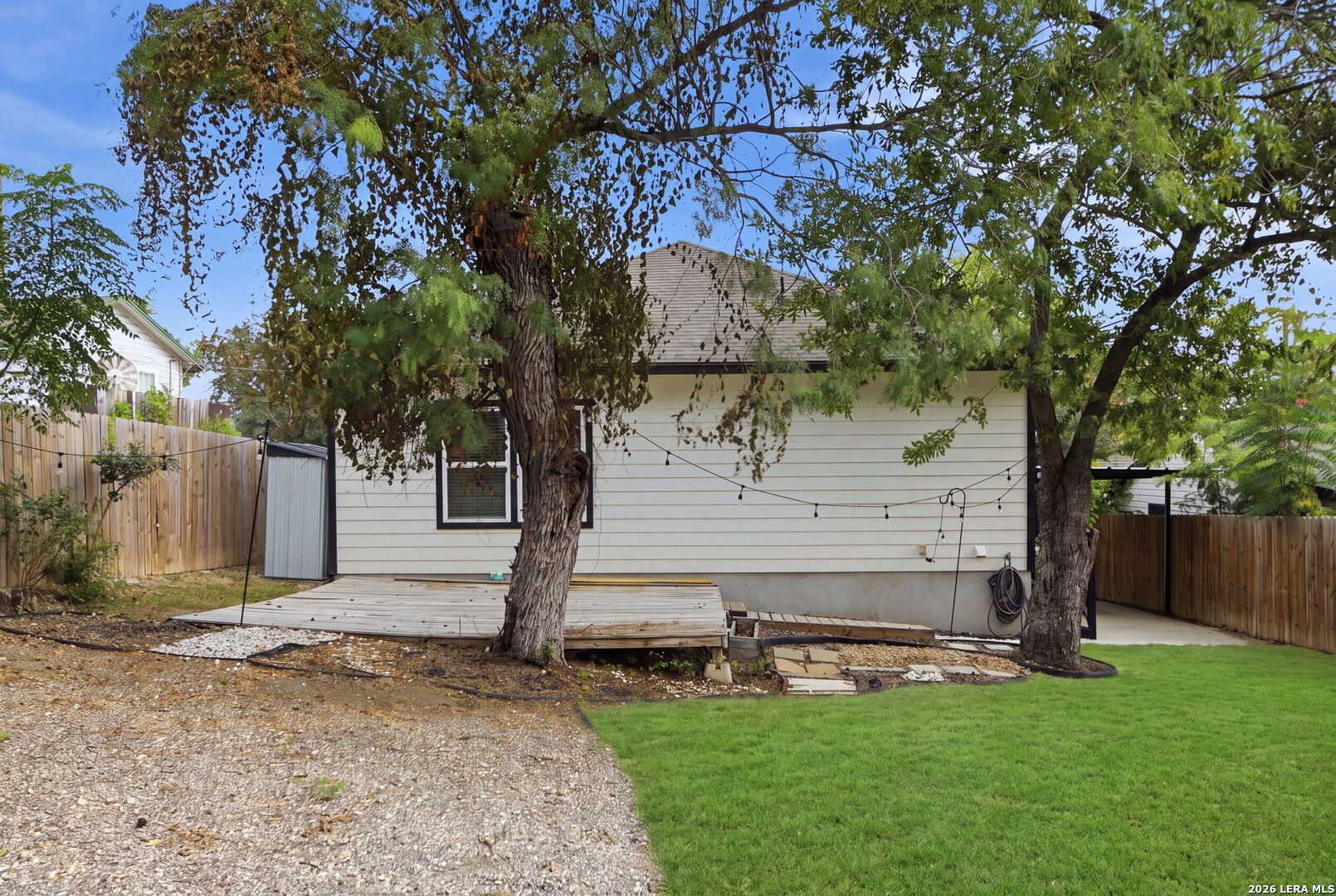 206 CHICKERING AVE