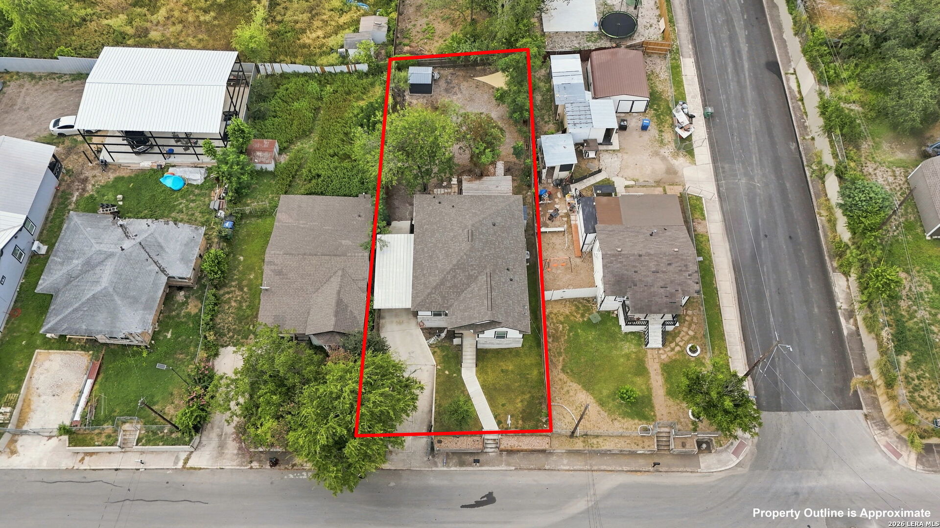 206 CHICKERING AVE