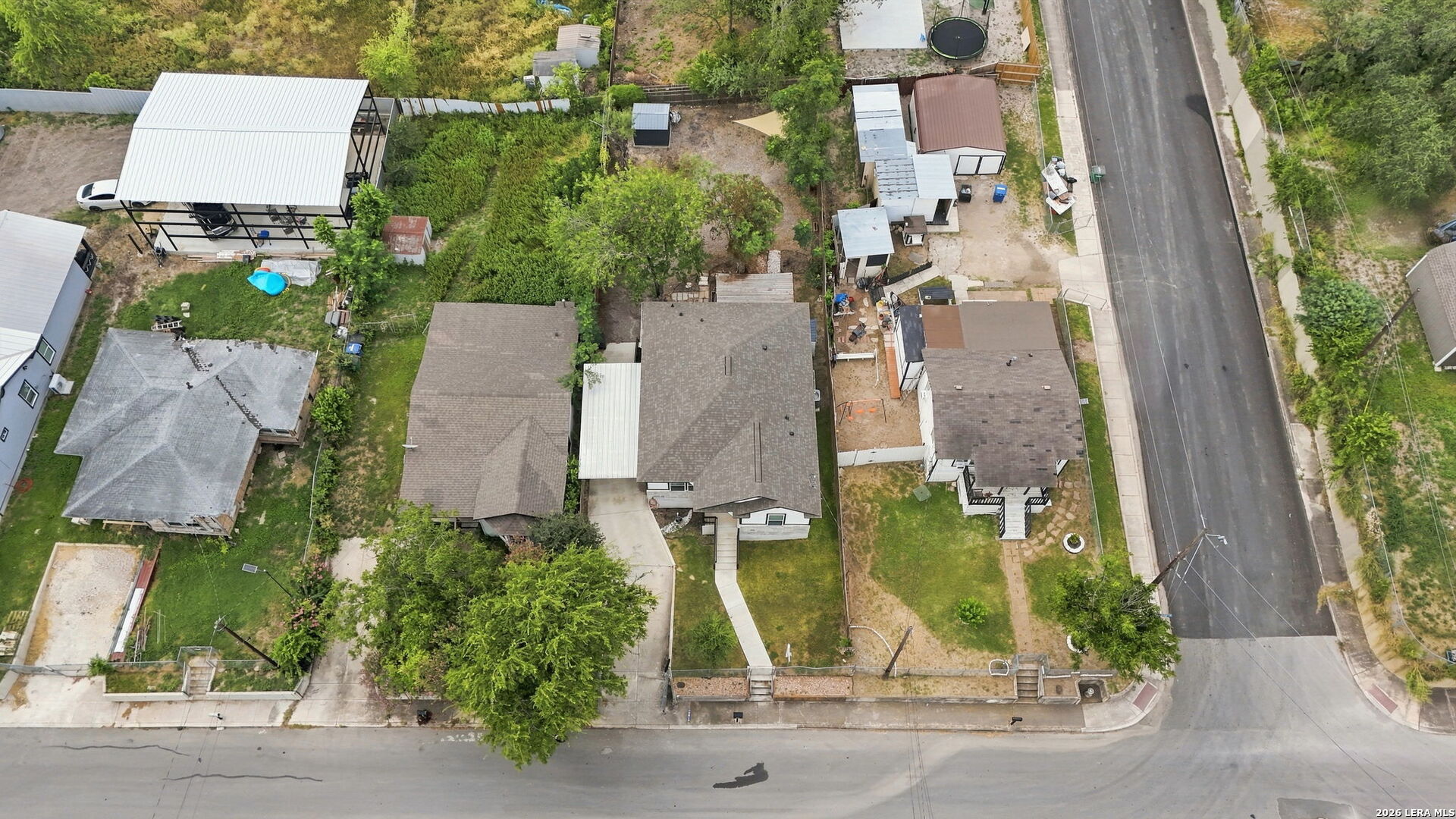 206 CHICKERING AVE