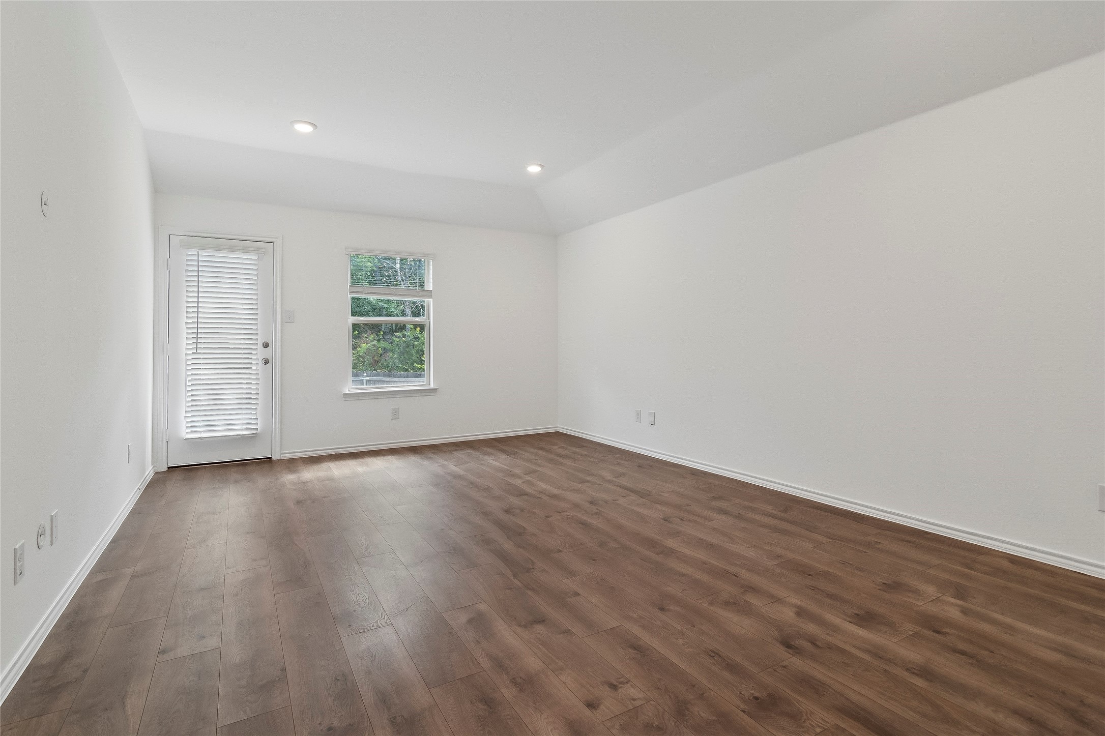 1208 Bronze Lane