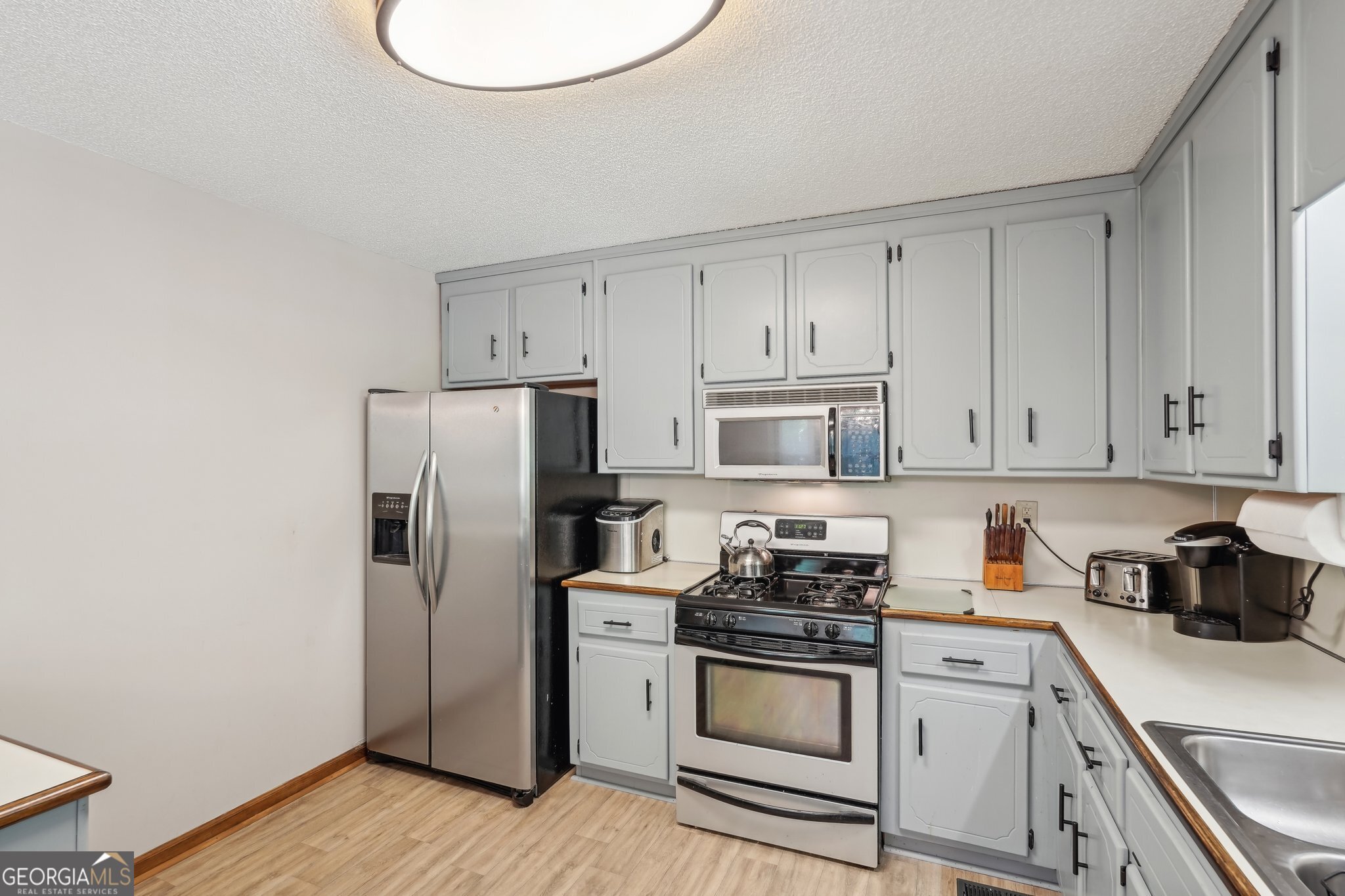 4315 Hickory Point Drive