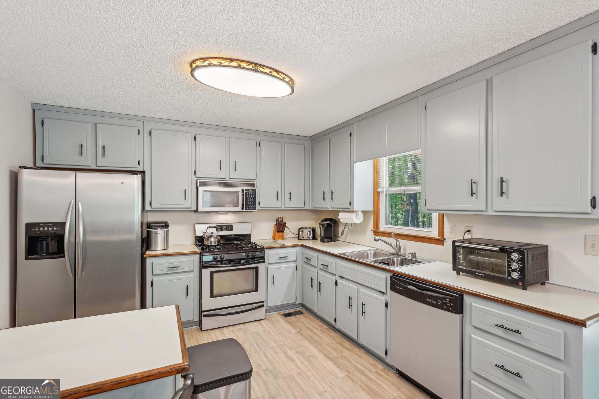 4315 Hickory Point Drive