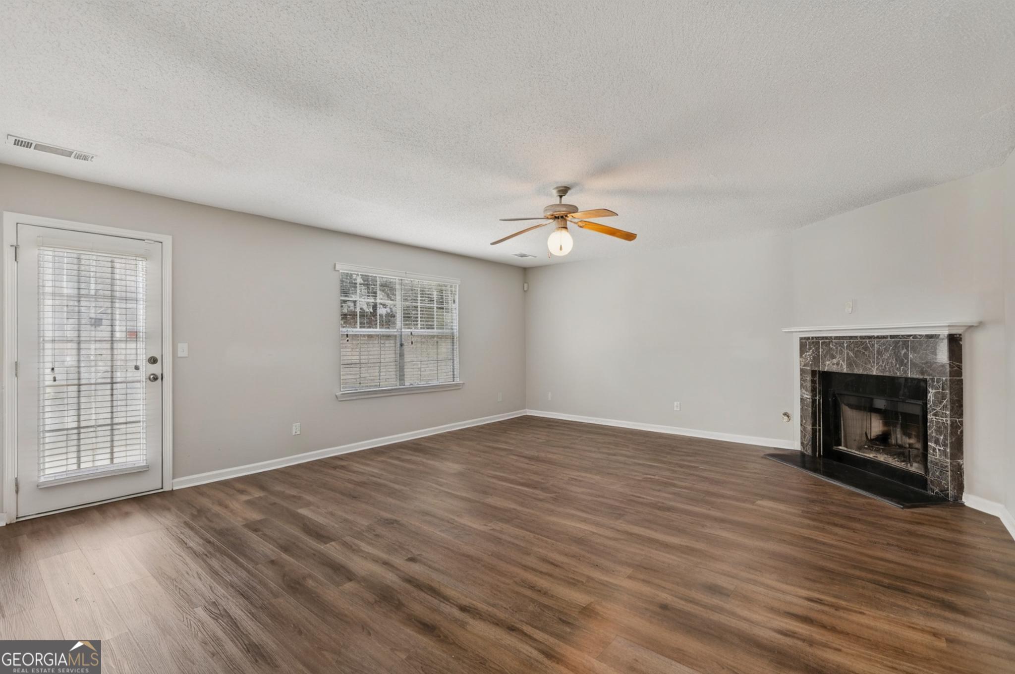 2261 Creel Road