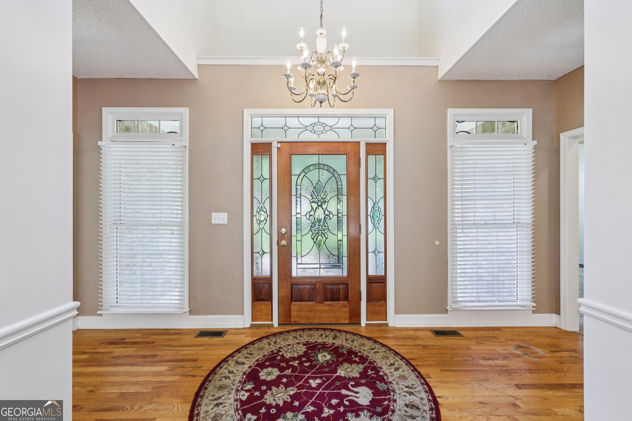 8110 Lakemont Close