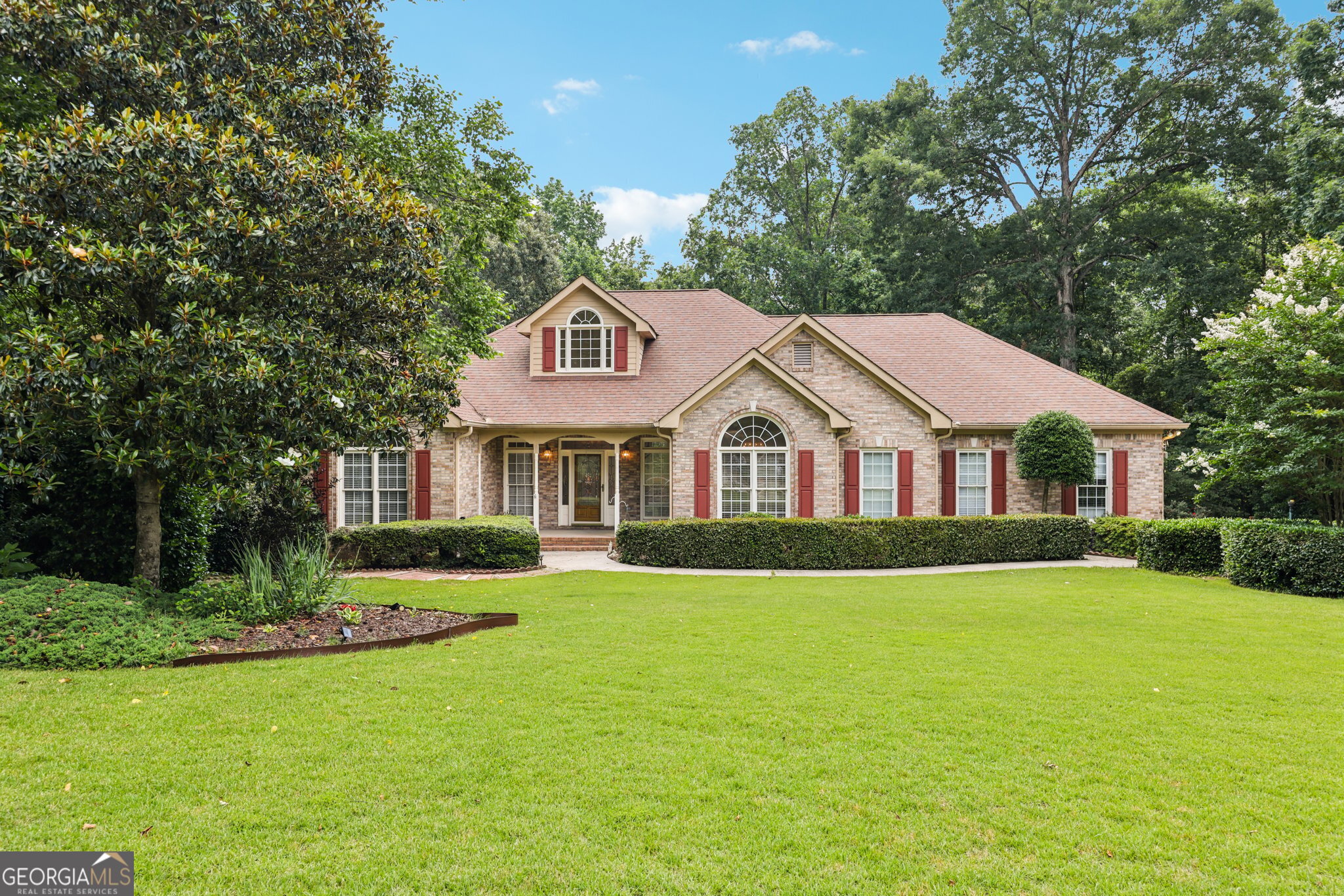 8110 Lakemont Close
