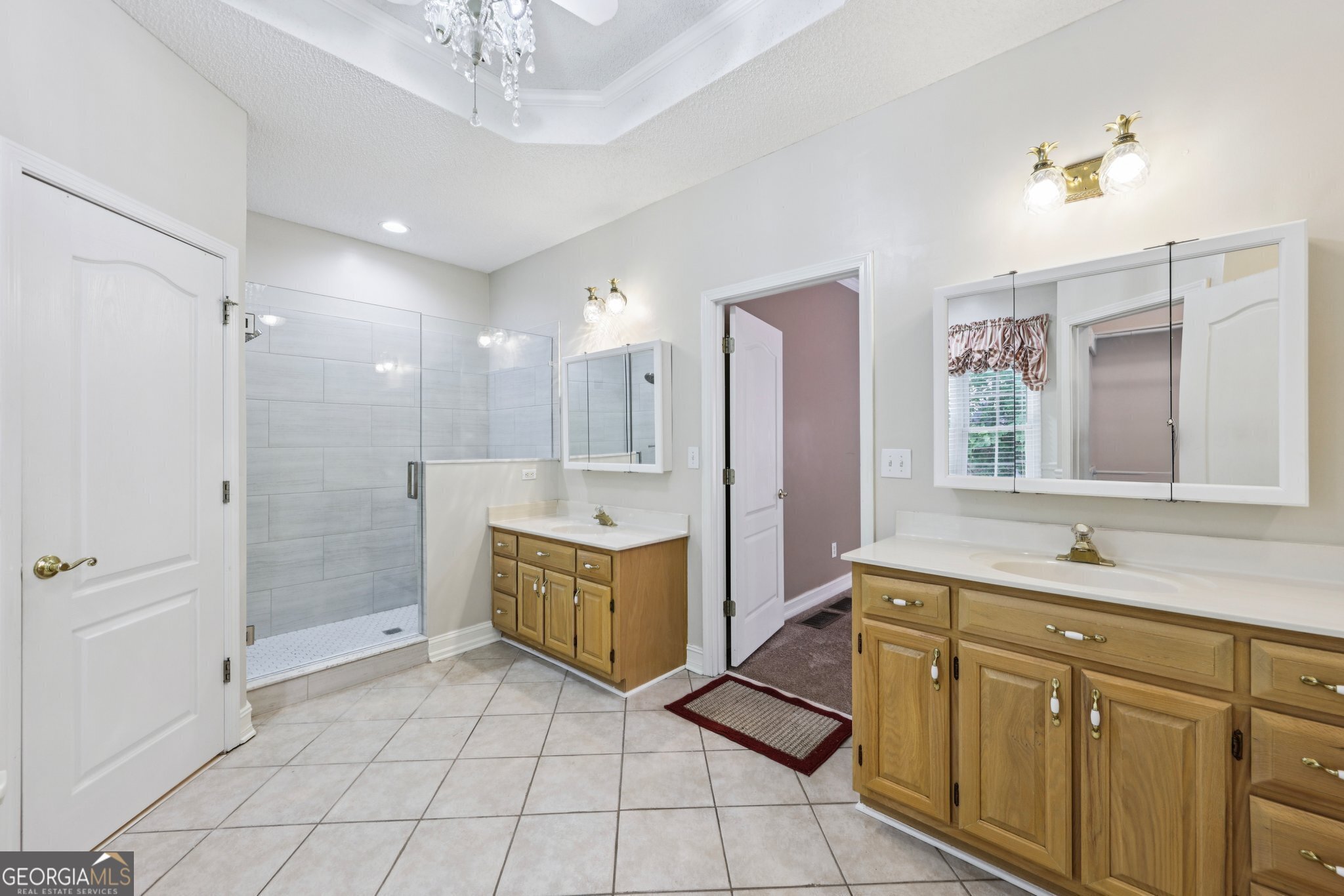8110 Lakemont Close
