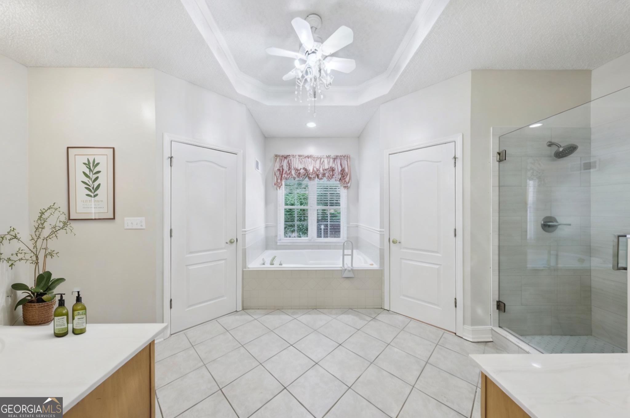 8110 Lakemont Close