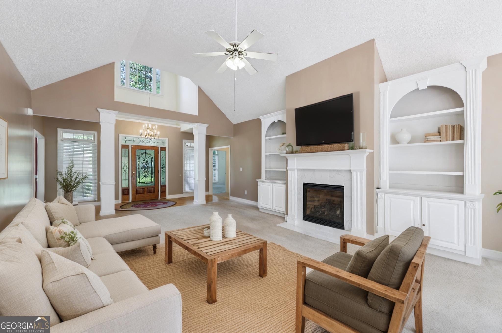8110 Lakemont Close