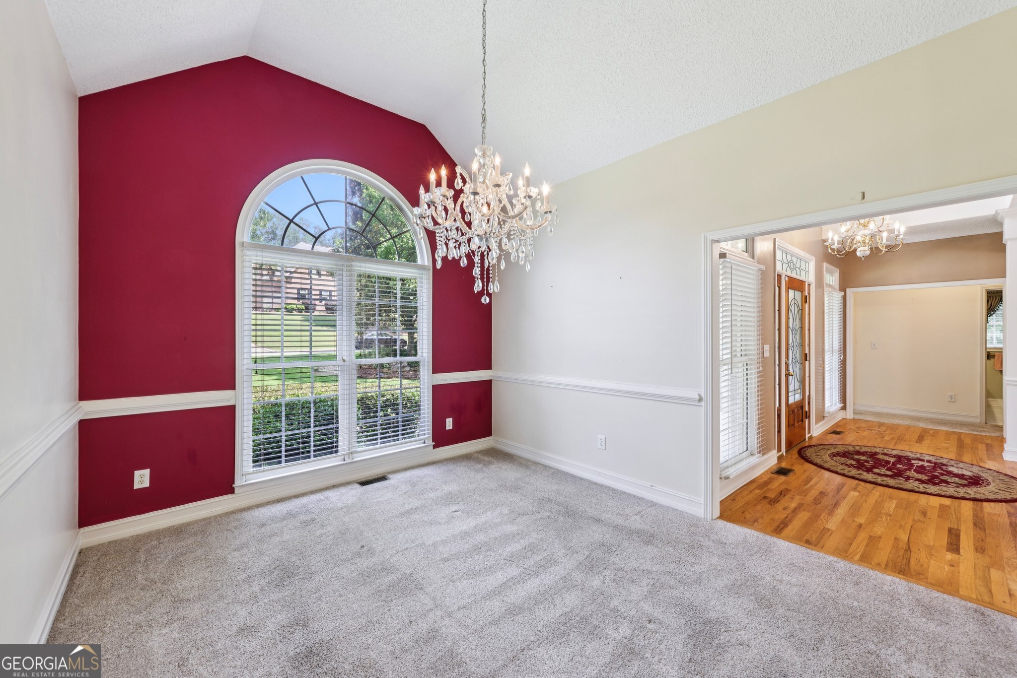 8110 Lakemont Close