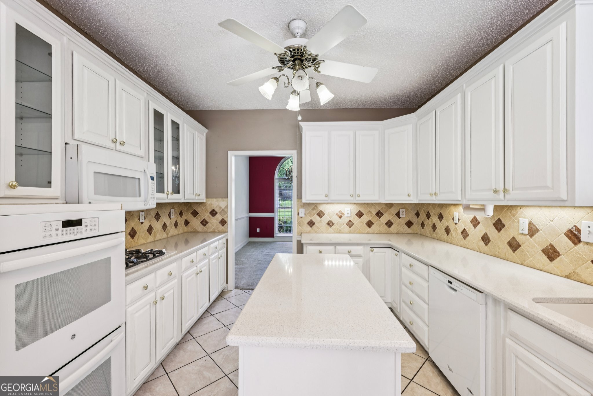 8110 Lakemont Close