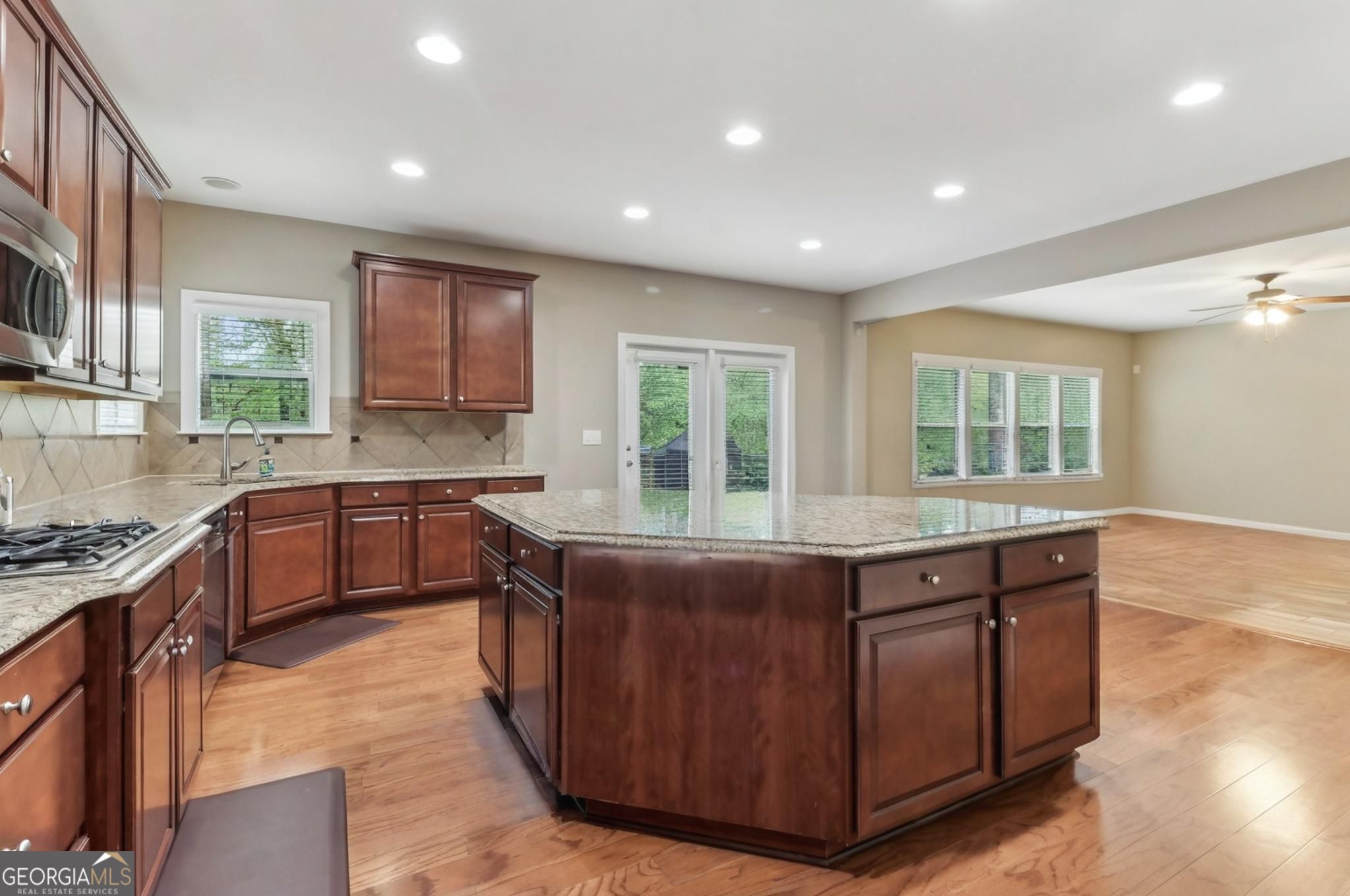 358 Nature Brook Walk SE