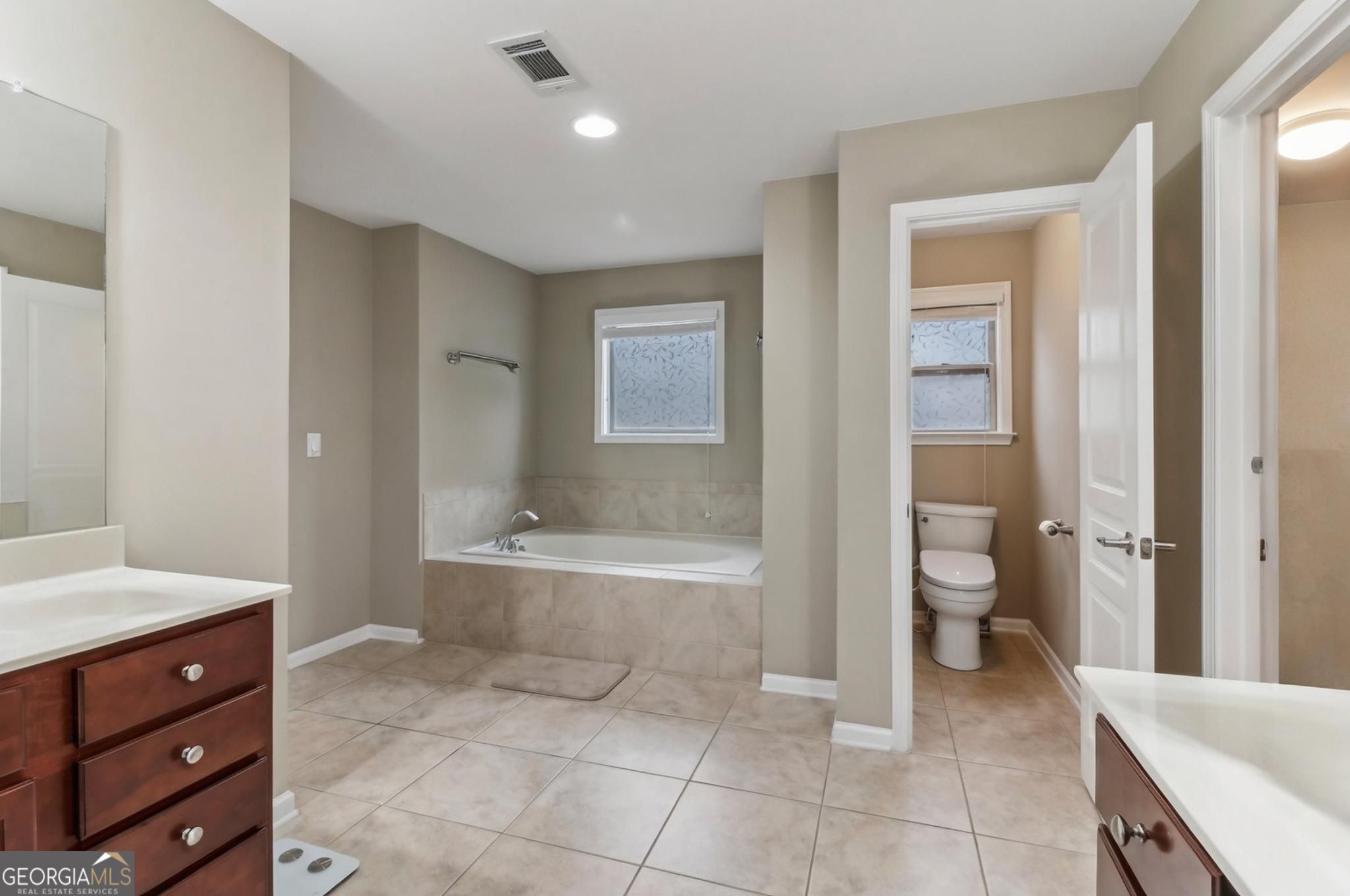 358 Nature Brook Walk SE