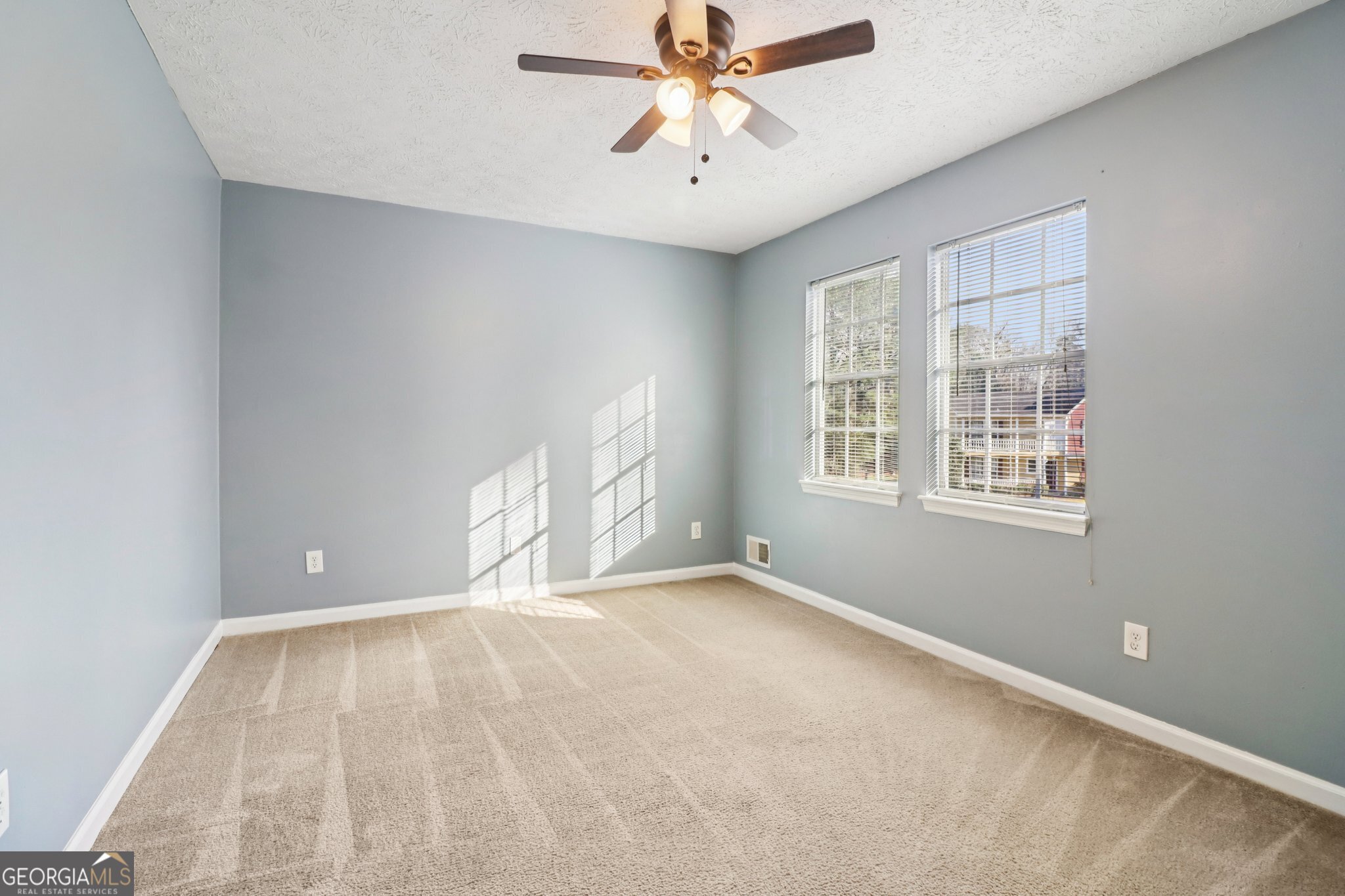 112 Rivercrest Drive