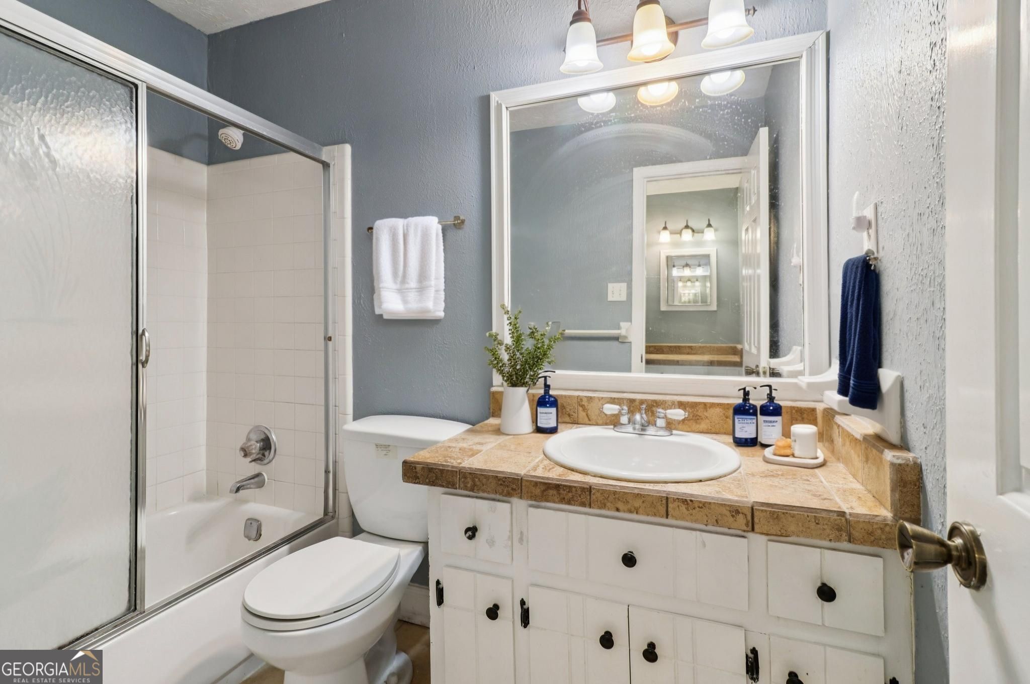 112 Rivercrest Drive