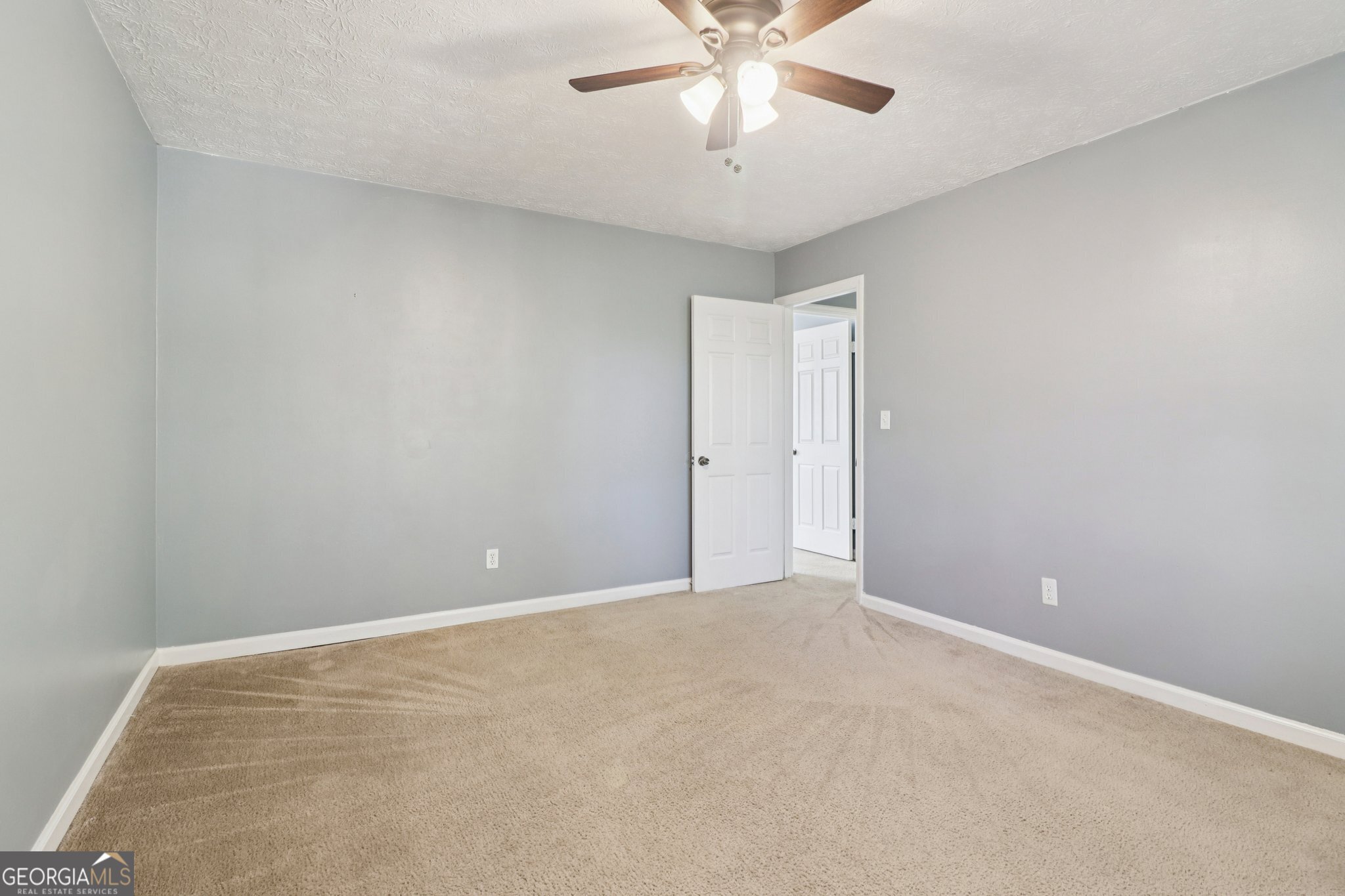 112 Rivercrest Drive