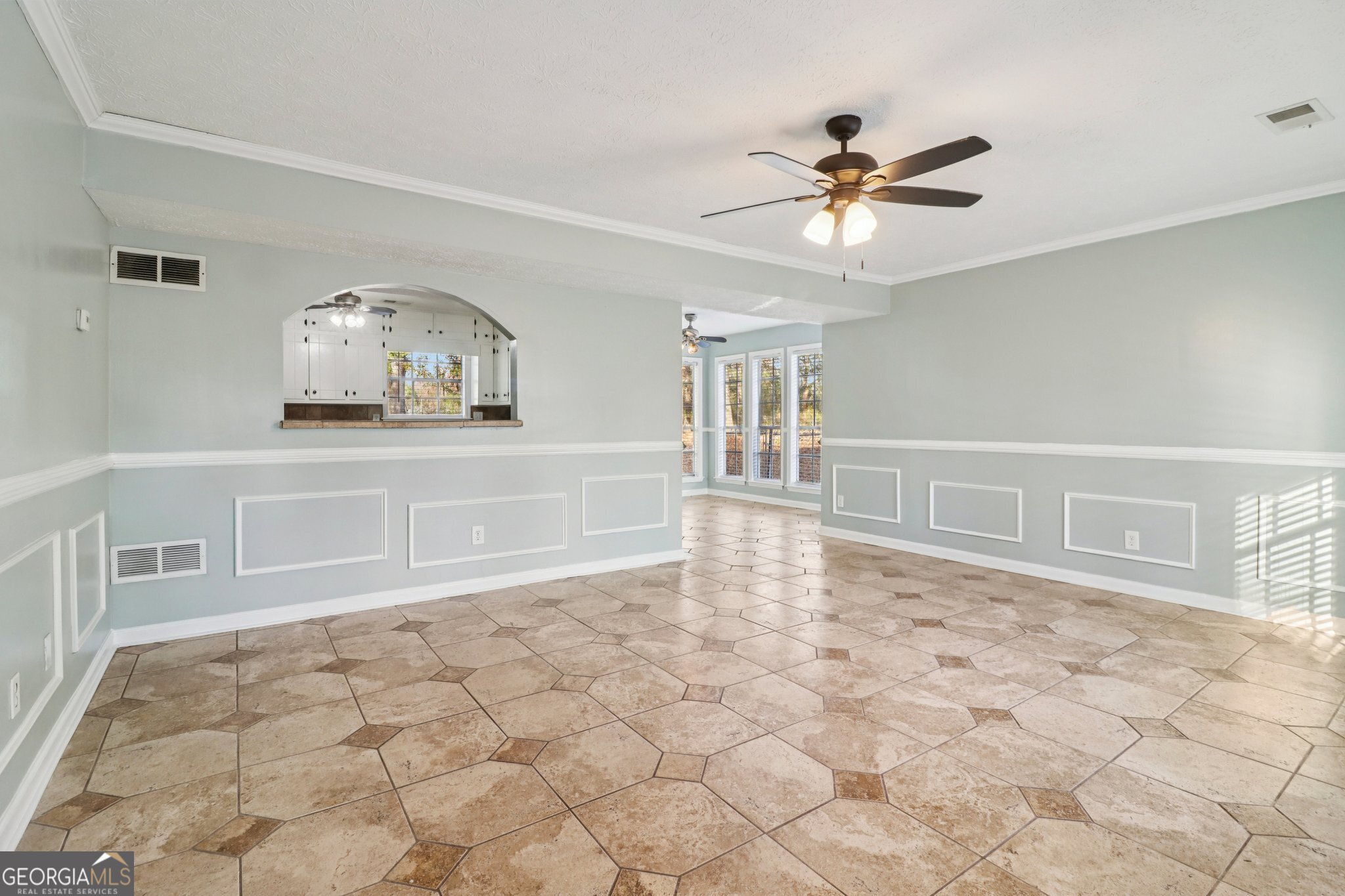 112 Rivercrest Drive