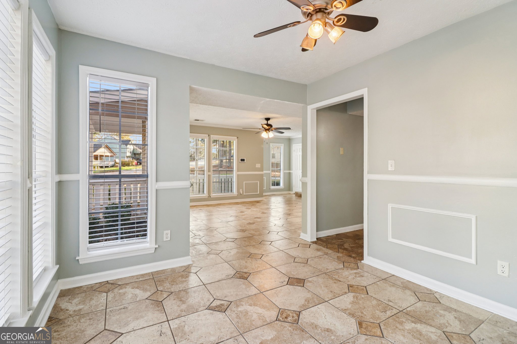 112 Rivercrest Drive