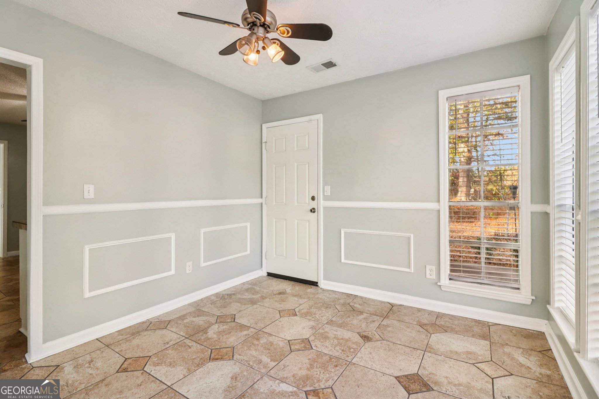 112 Rivercrest Drive