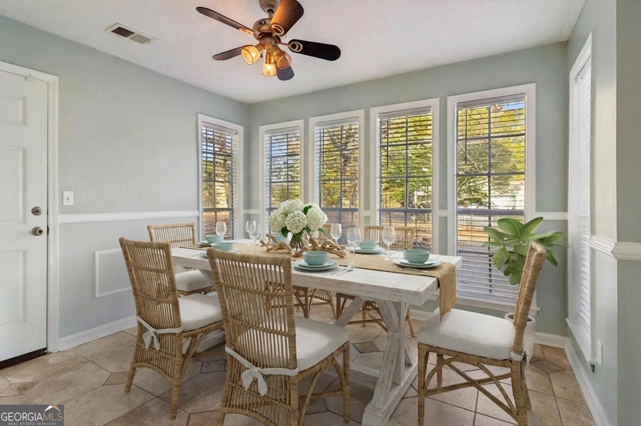 112 Rivercrest Drive