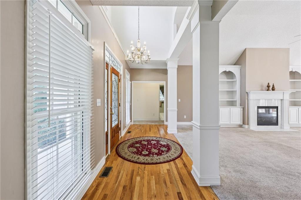 8110 Lakemont Close